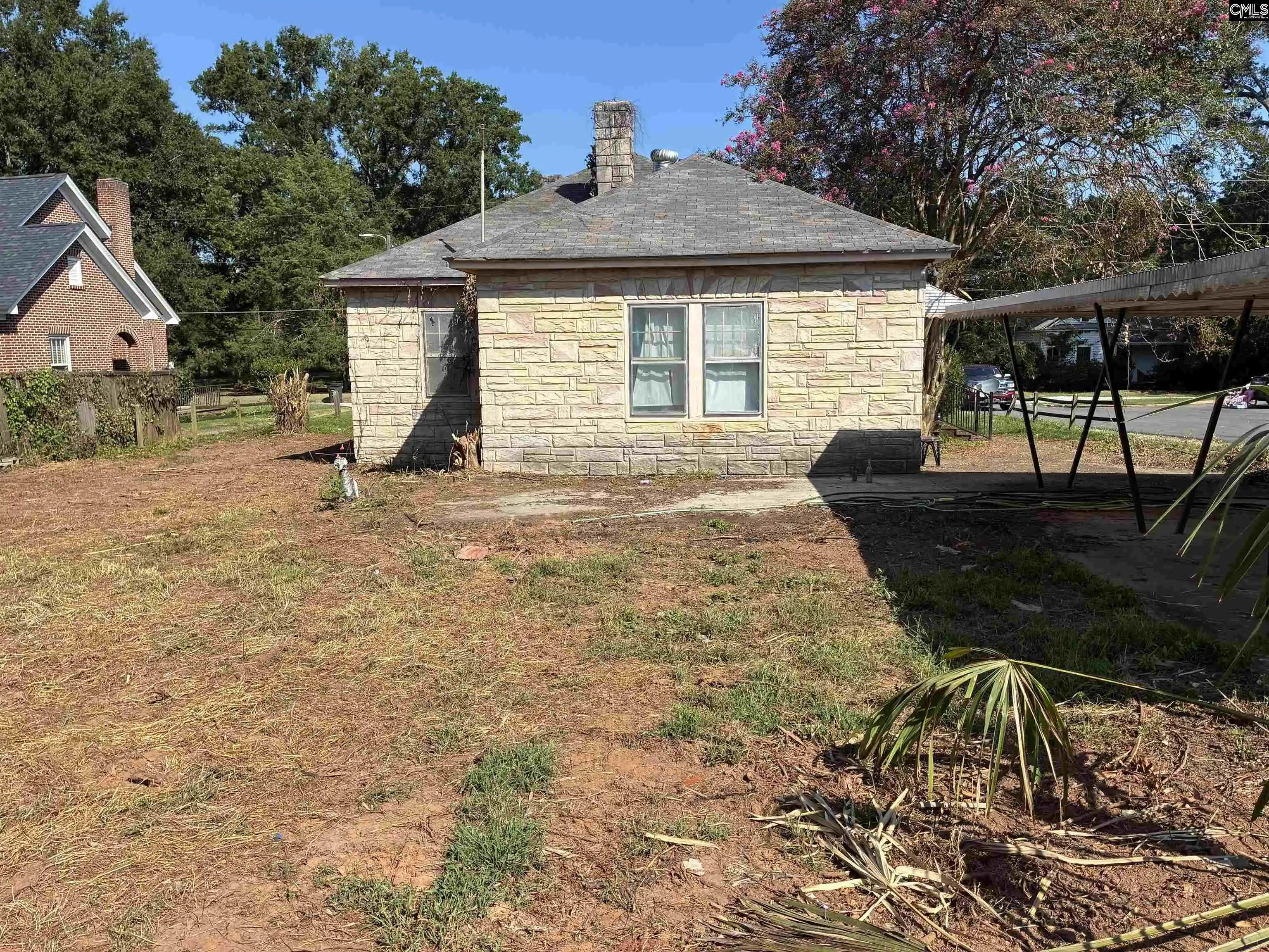 Photo 3 of Single family home for sale at 924 Fair St, Newberry, SC 29108 | MLS# 642589 | Listing updated on 2026-09-16