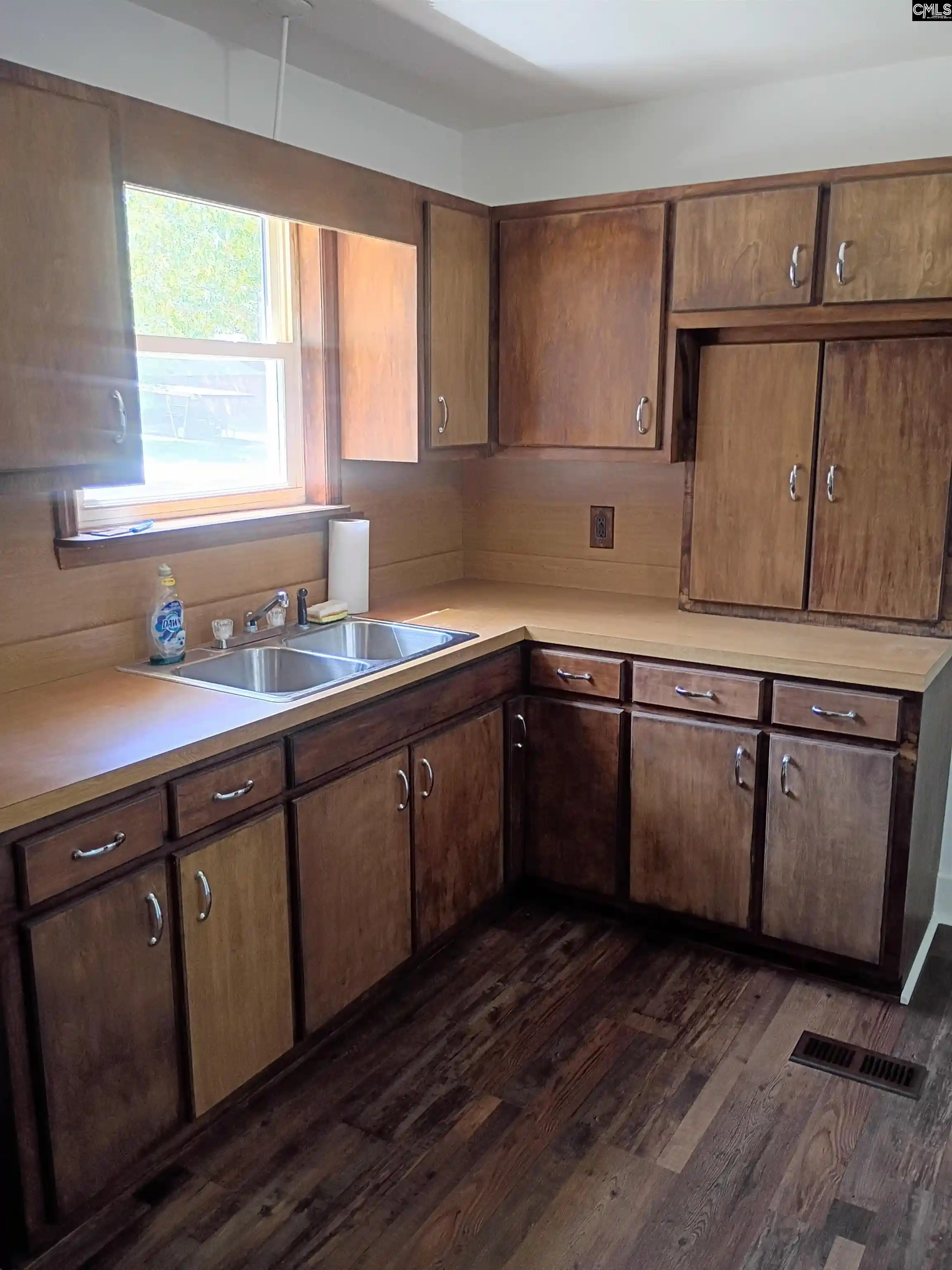 Photo 3 of Single family home for sale at 365 Tomentosa, Columbia, SC 29209 | MLS# 642612 | Listing updated on 2026-09-13