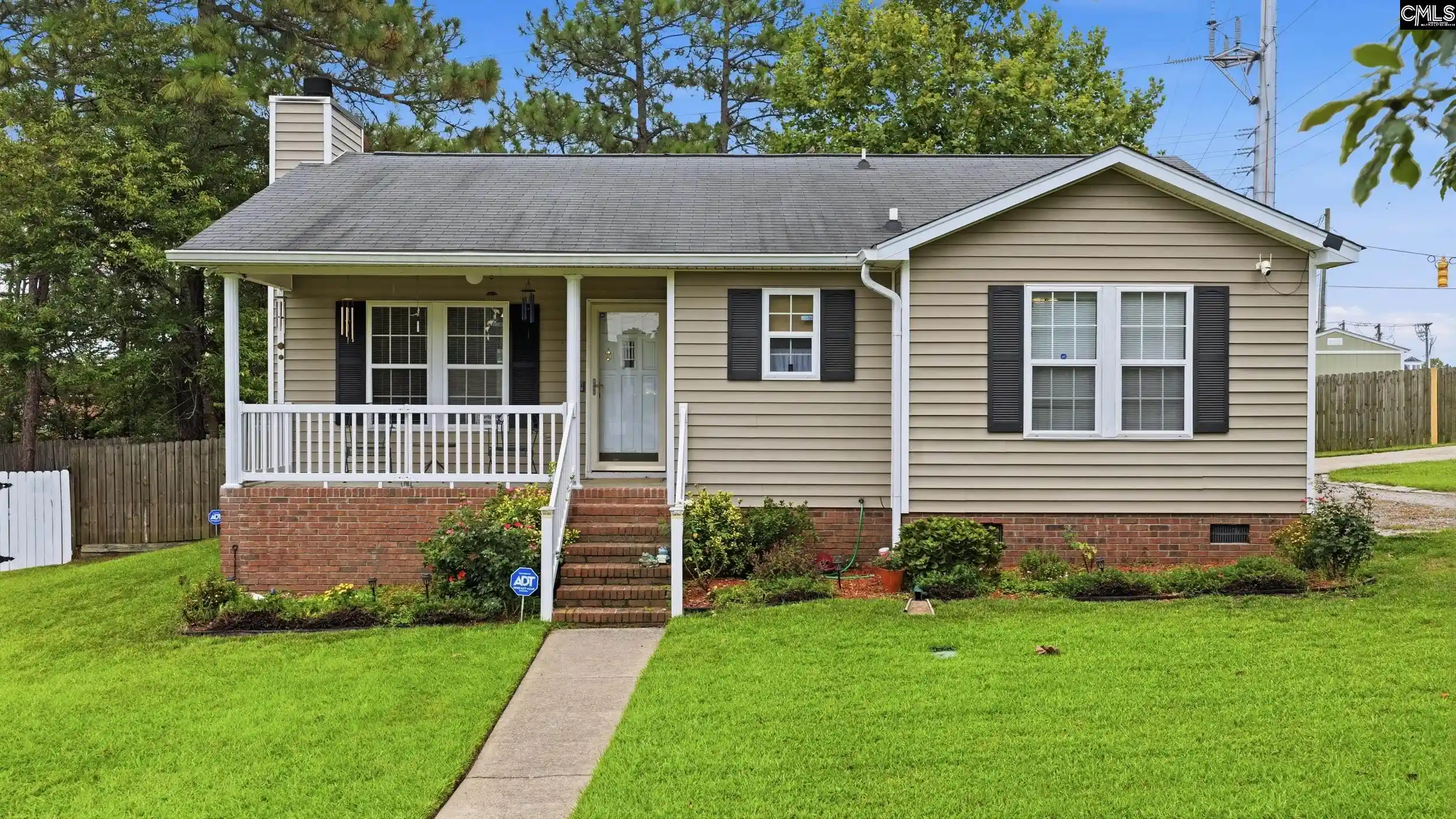 Photo 1 of Sale Pending at 100 N Donar, Columbia, SC 29229 | MLS# 642645 | Listing updated on 2026-09-29