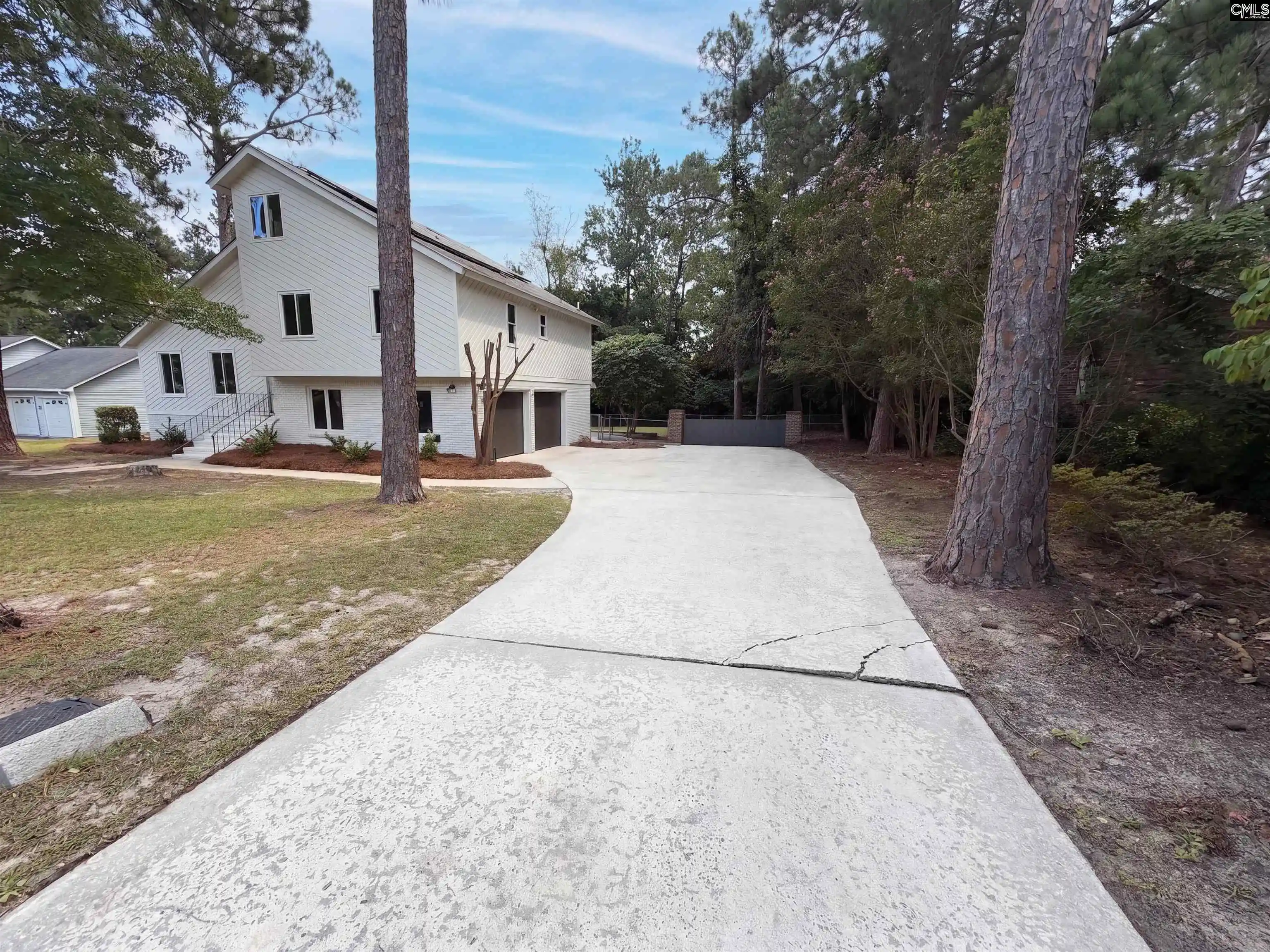Photo 1 of Single family home for sale at 221 Hickory Hil, Elgin, SC 29045 | MLS# 642674 | Listing updated on 2026-10-02