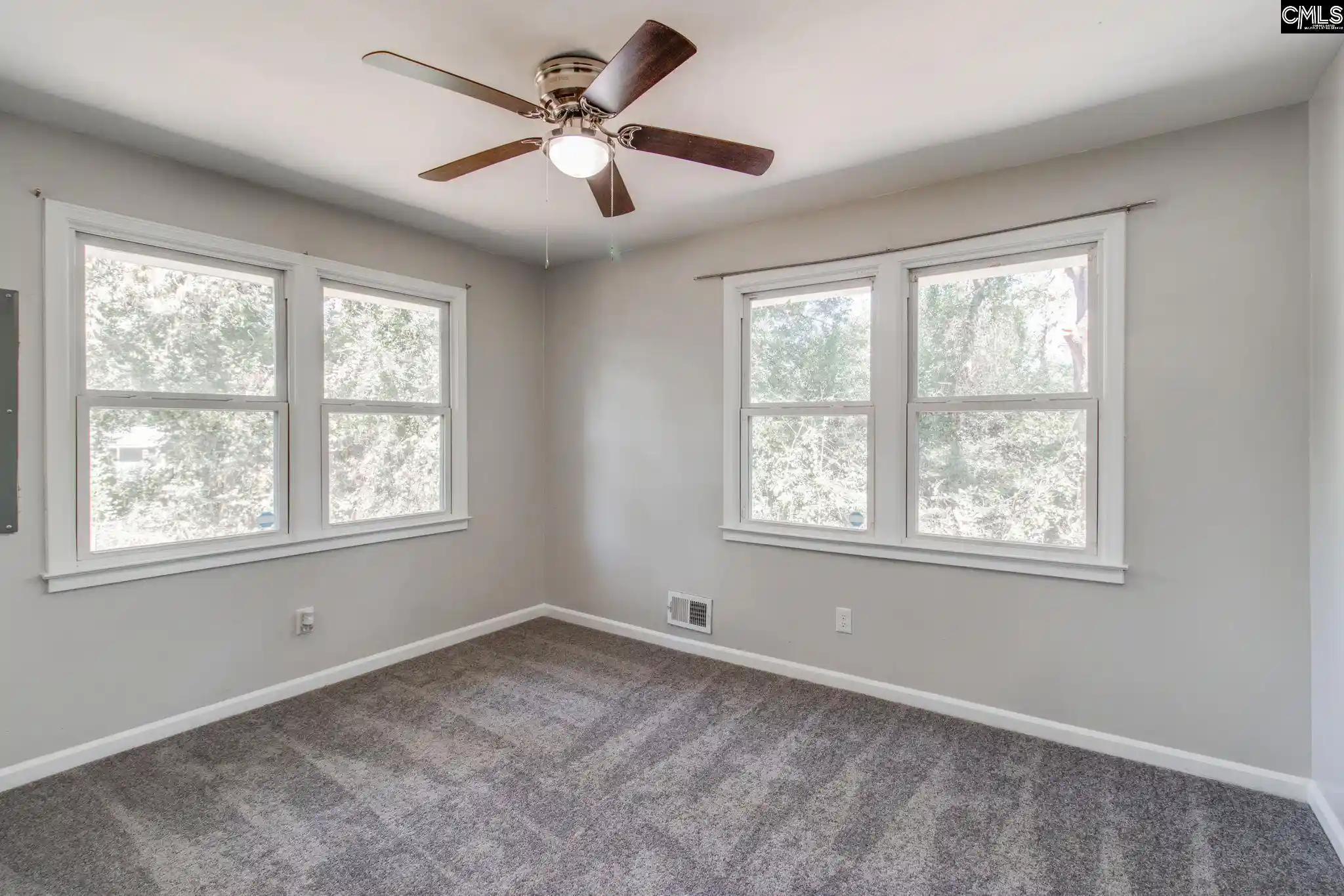 Photo 4 of Single family home for sale at 2852 Fish Hatchery, West Columbia, SC 29172 | MLS# 642711 | Listing updated on 2026-09-19