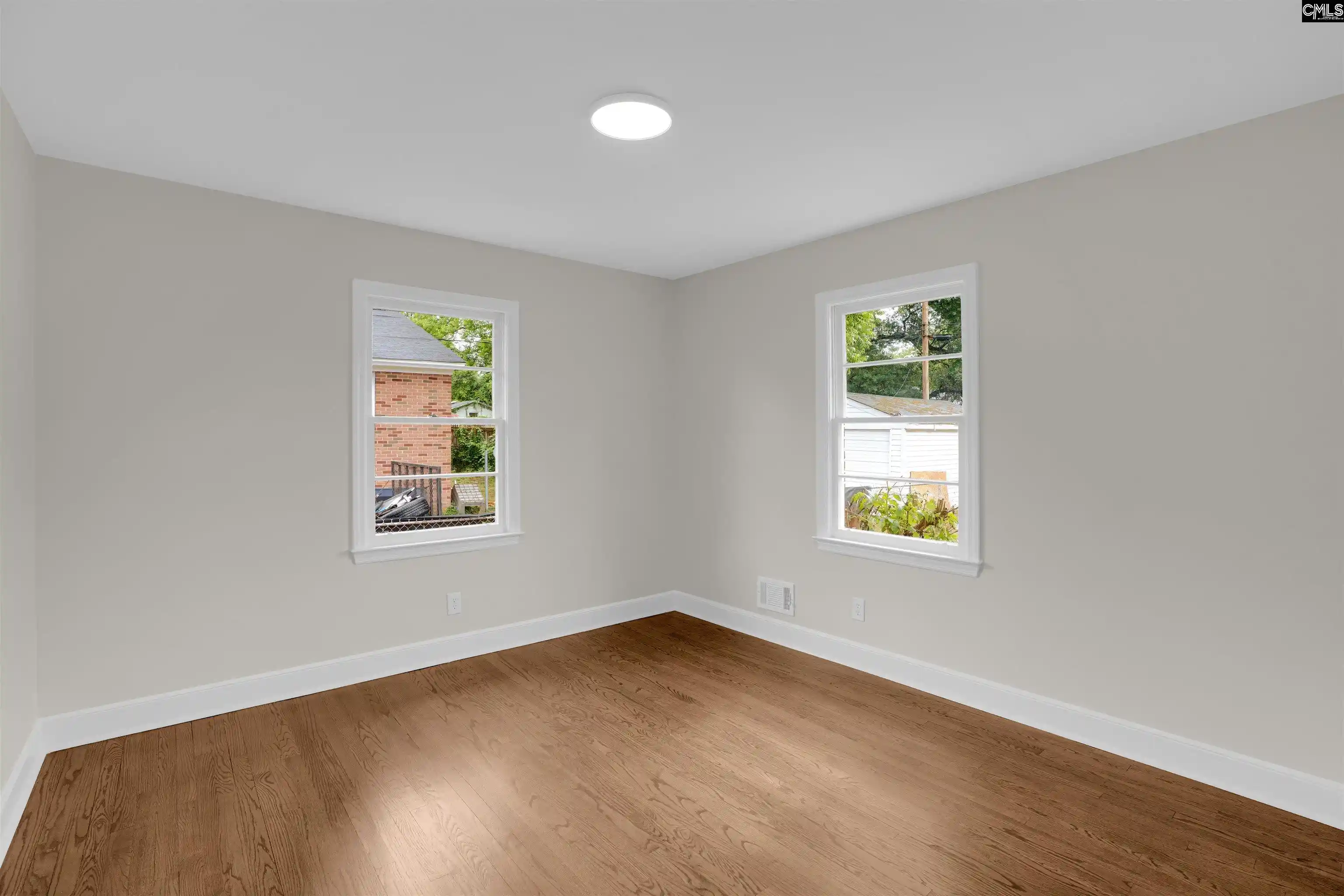 Photo 4 of Single family home for sale at 1462 Dahlia, Columbia, SC 29205 | MLS# 642722 | Listing updated on 2026-09-11
