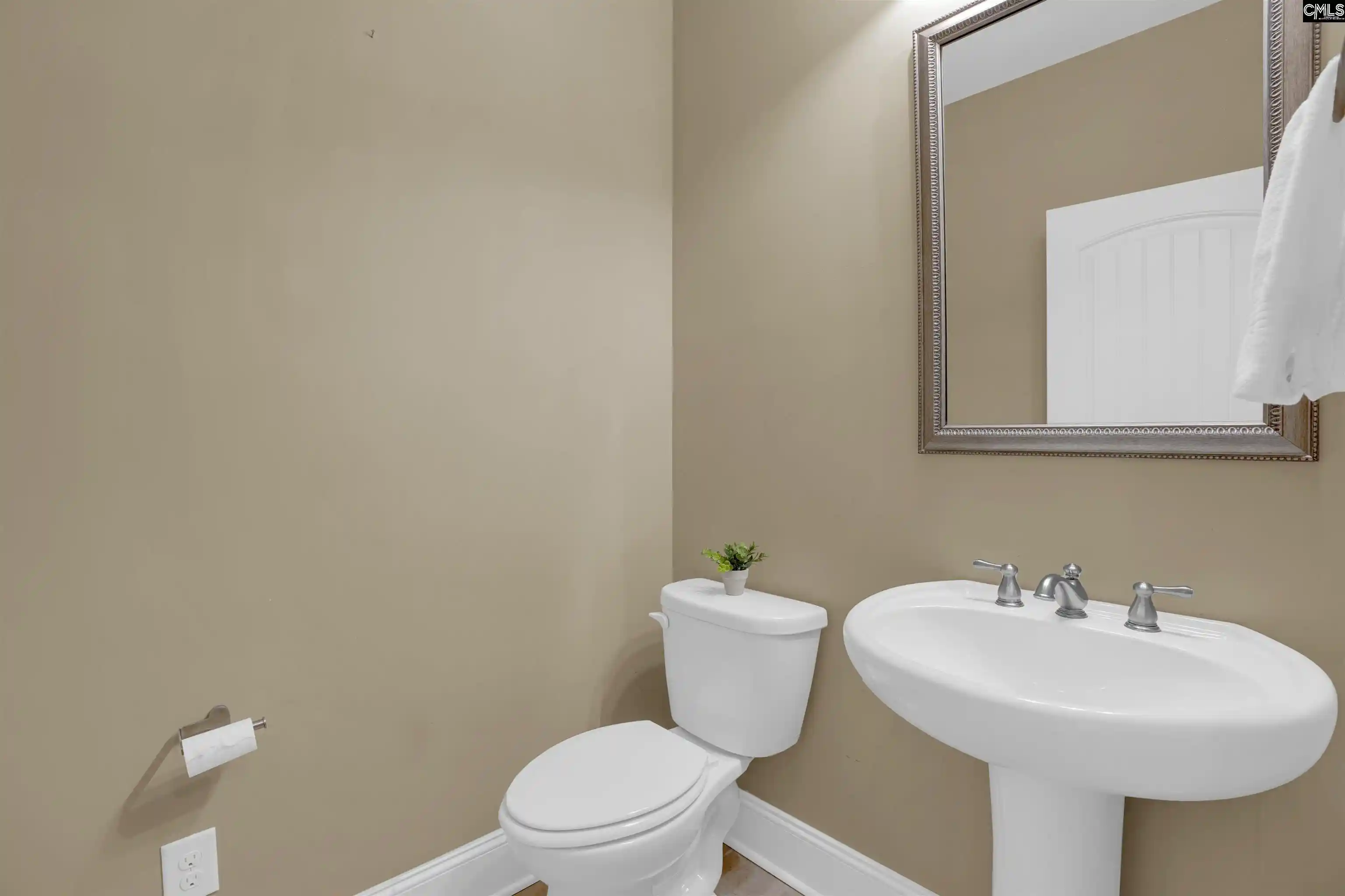 Photo 3 of Single family home for sale at 227 Portsmouth, Lexington, SC 29072 | MLS# 642745 | Listing updated on 2026-09-30