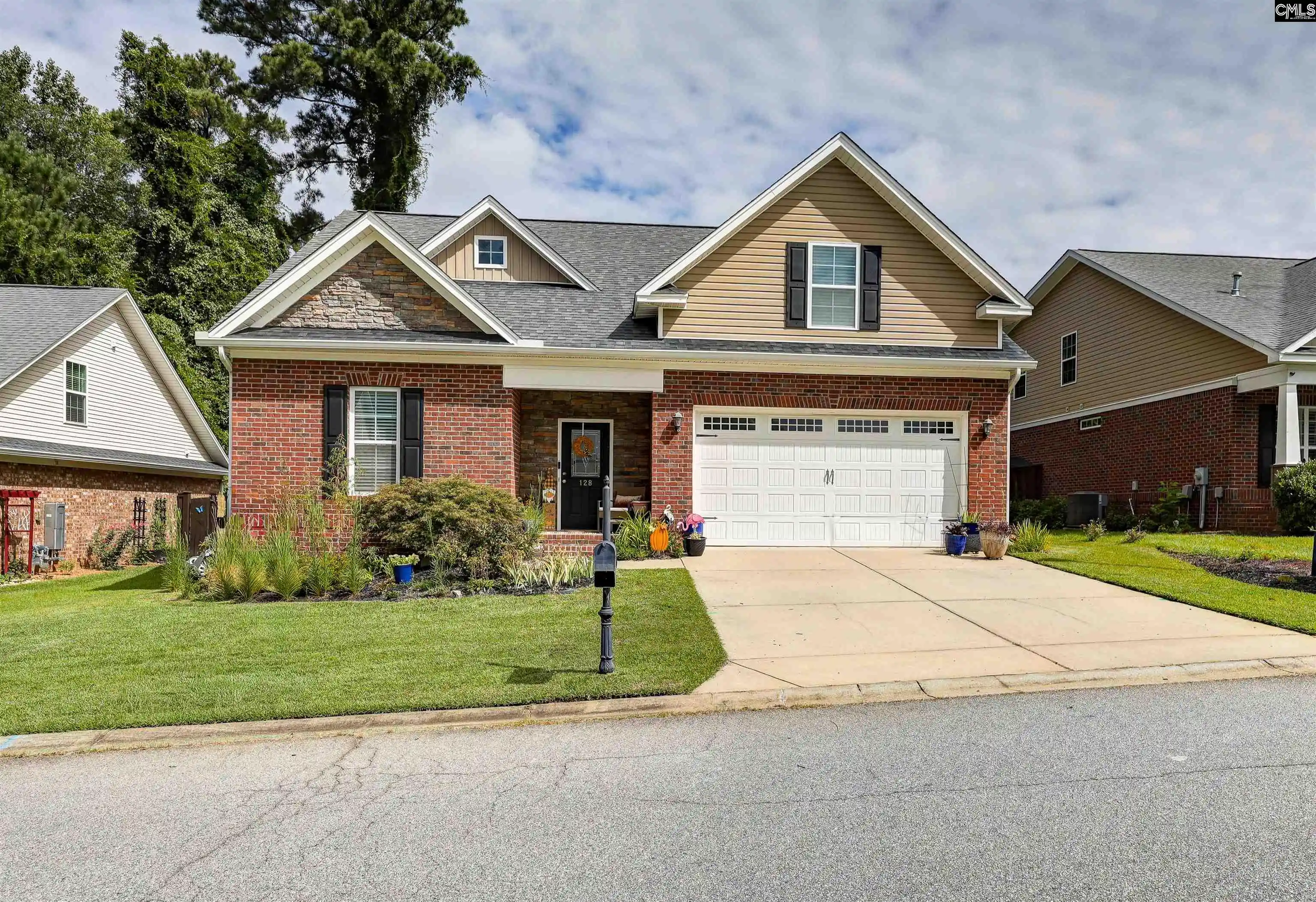 Photo 1 of Single family home for sale at 128 Stone Column, Columbia, SC 29212 | MLS# 642784 | Listing updated on 2026-09-11