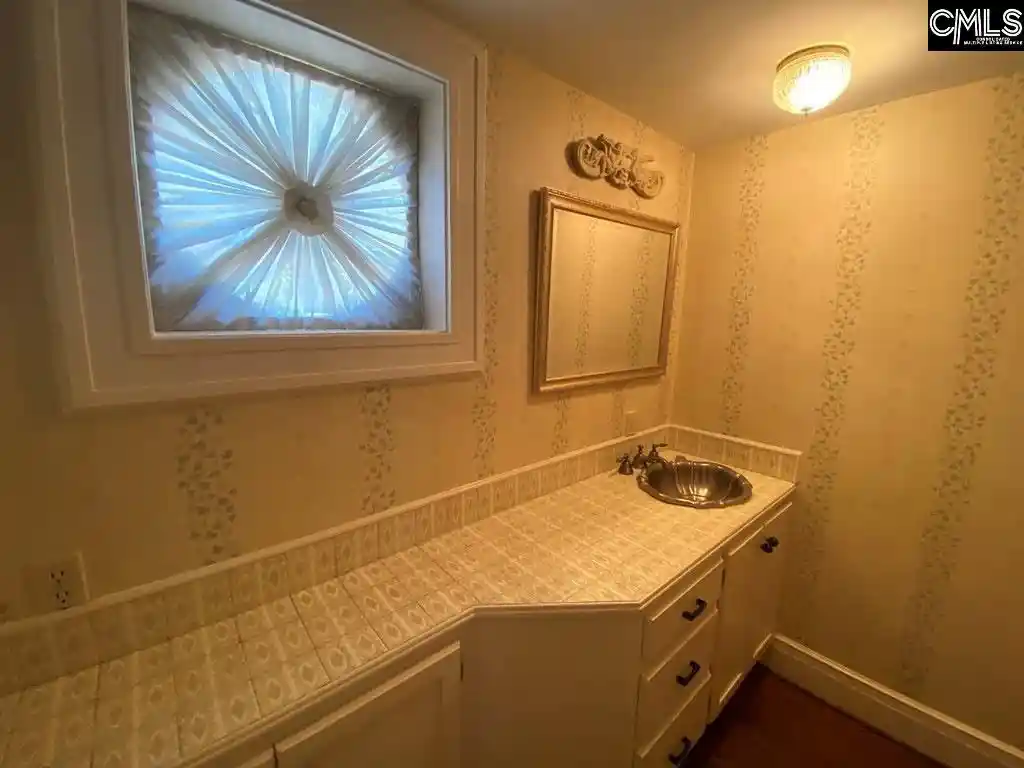 Photo 3 of Single family home for sale at 350 Main, Barnwell, SC 29812 | MLS# 642789 | Listing updated on 2026-09-22