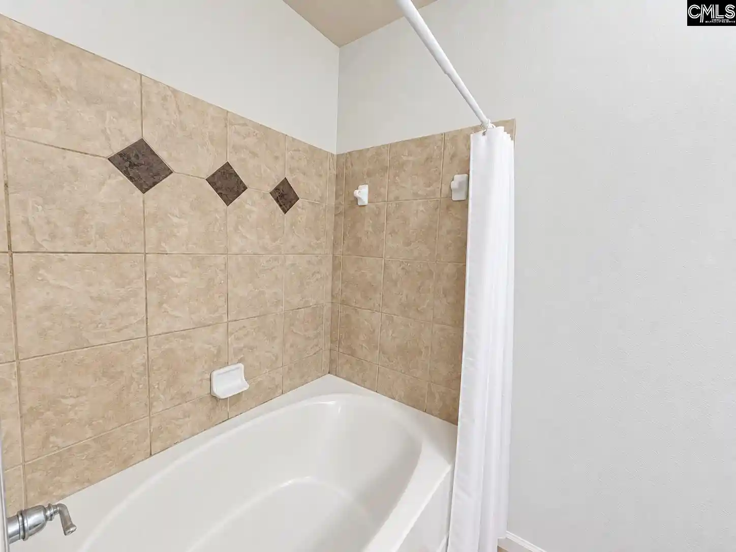 Listing Photo 4 - Condo for sale in building located at 1085 Shop, Columbia, SC 29201 - Unit #226