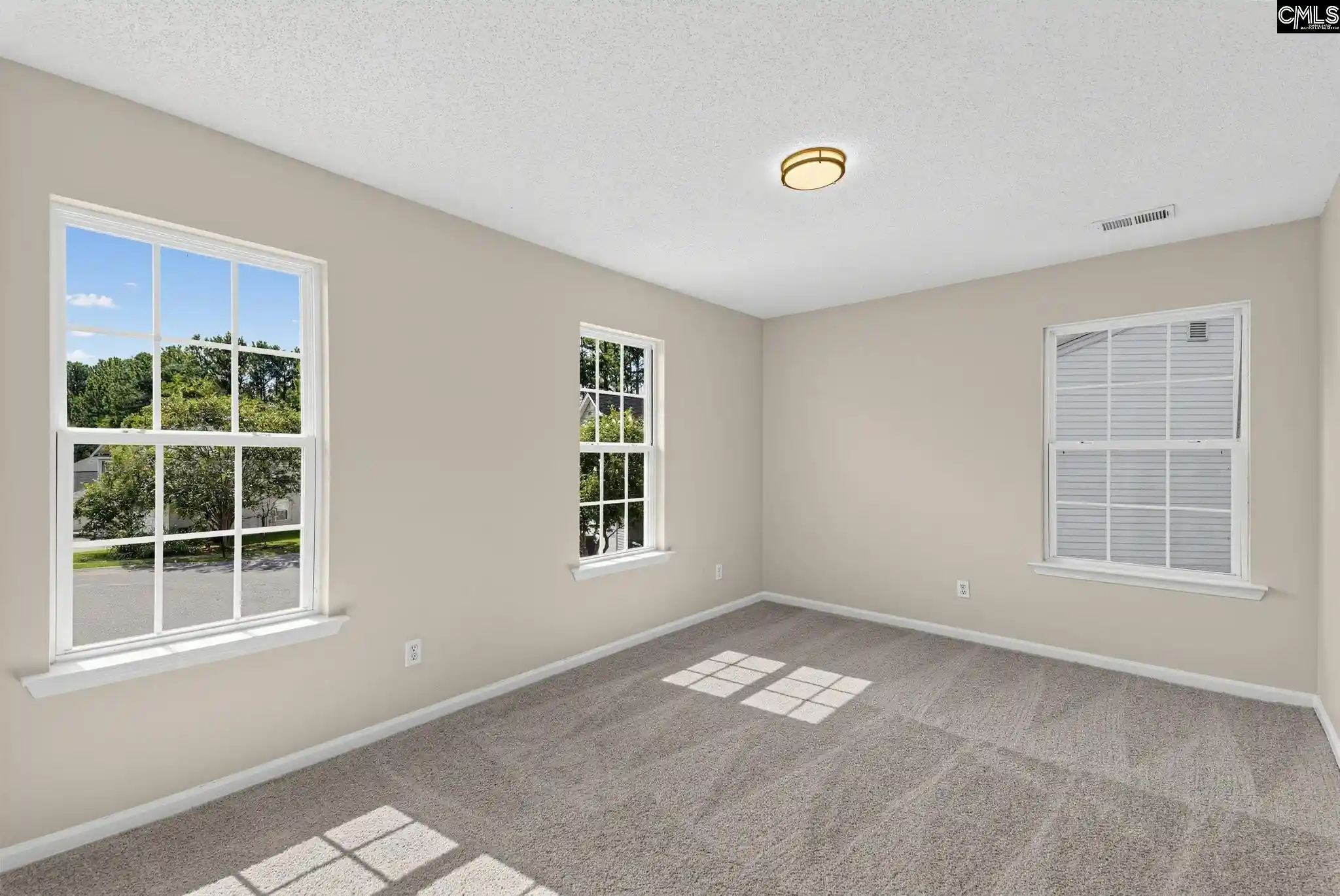 Photo 4 of Single family home for sale at 34 Nottingham, Columbia, SC 29209 | MLS# 642819 | Listing updated on 2026-09-11