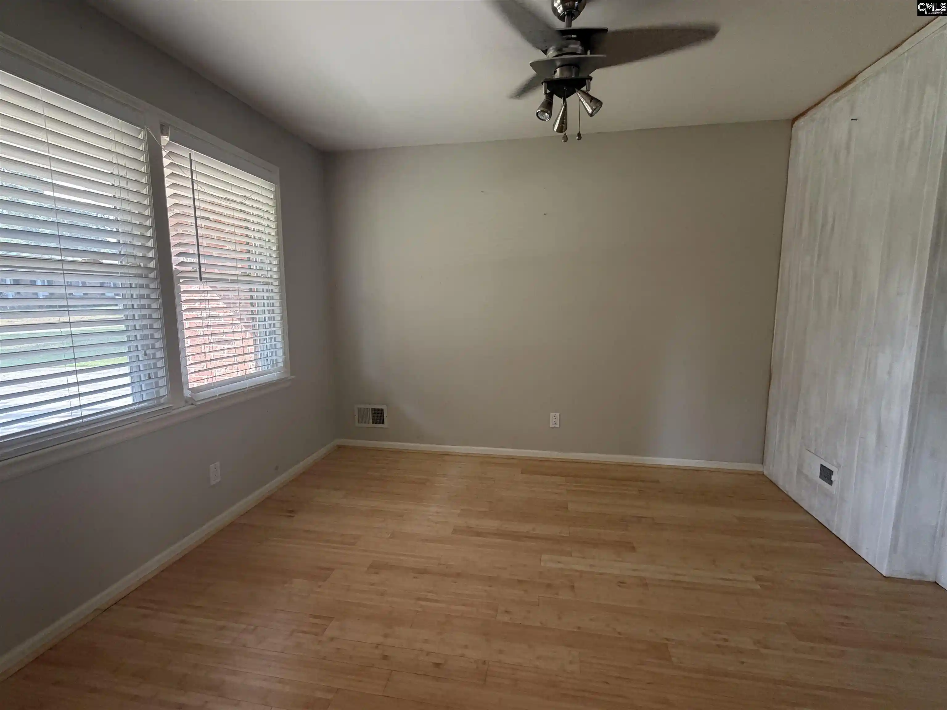 Photo 3 of Single family home for sale at 548 Westlawn, Columbia, SC 29210 | MLS# 642824 | Listing updated on 2026-09-11