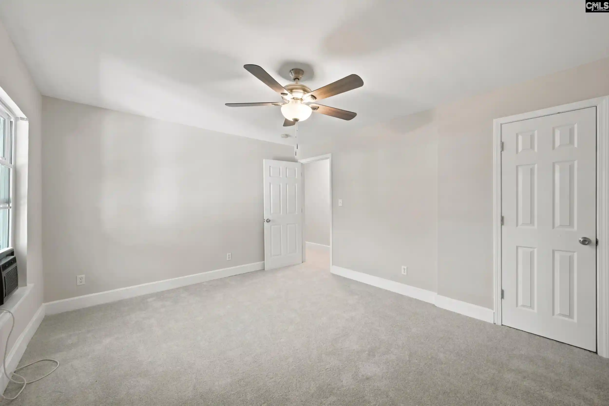 Photo 4 of Single family home for sale at 325 Pall Mall, Columbia, SC 29201 | MLS# 642853 | Listing updated on 2026-09-11