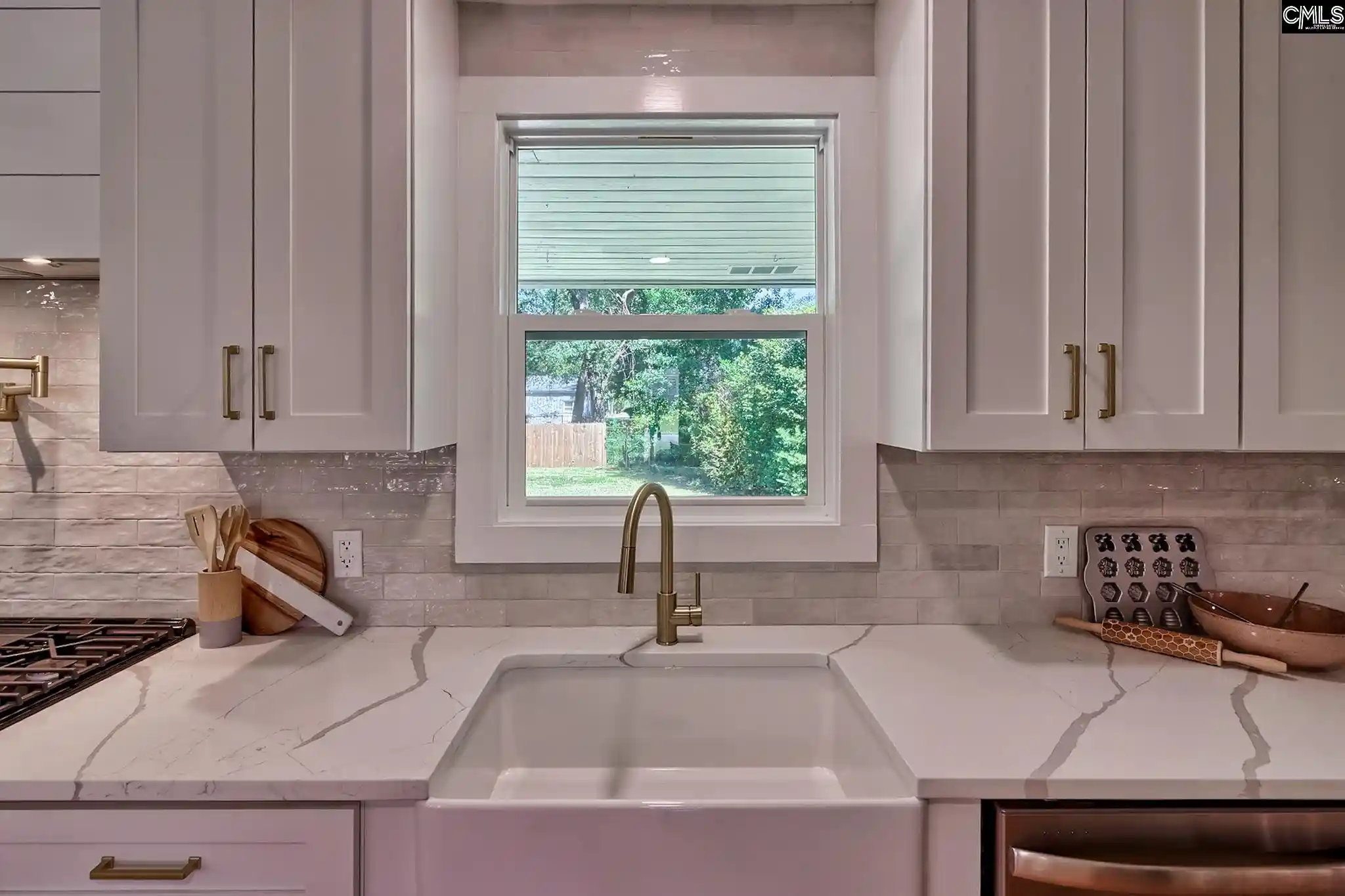 Photo 3 of Sale Pending at 900 Michaelmas, Cayce, SC 29033 | MLS# 642863 | Listing updated on 2026-10-01