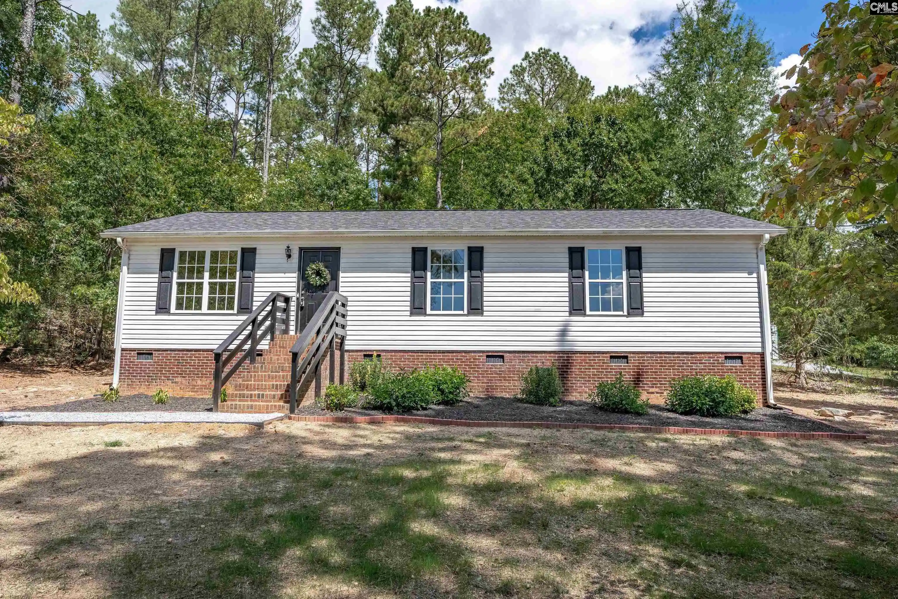 Photo 3 of Sale Pending at 156 Glade Springs, Little Mountain, SC 29075 | MLS# 642893 | Listing updated on 2026-09-30