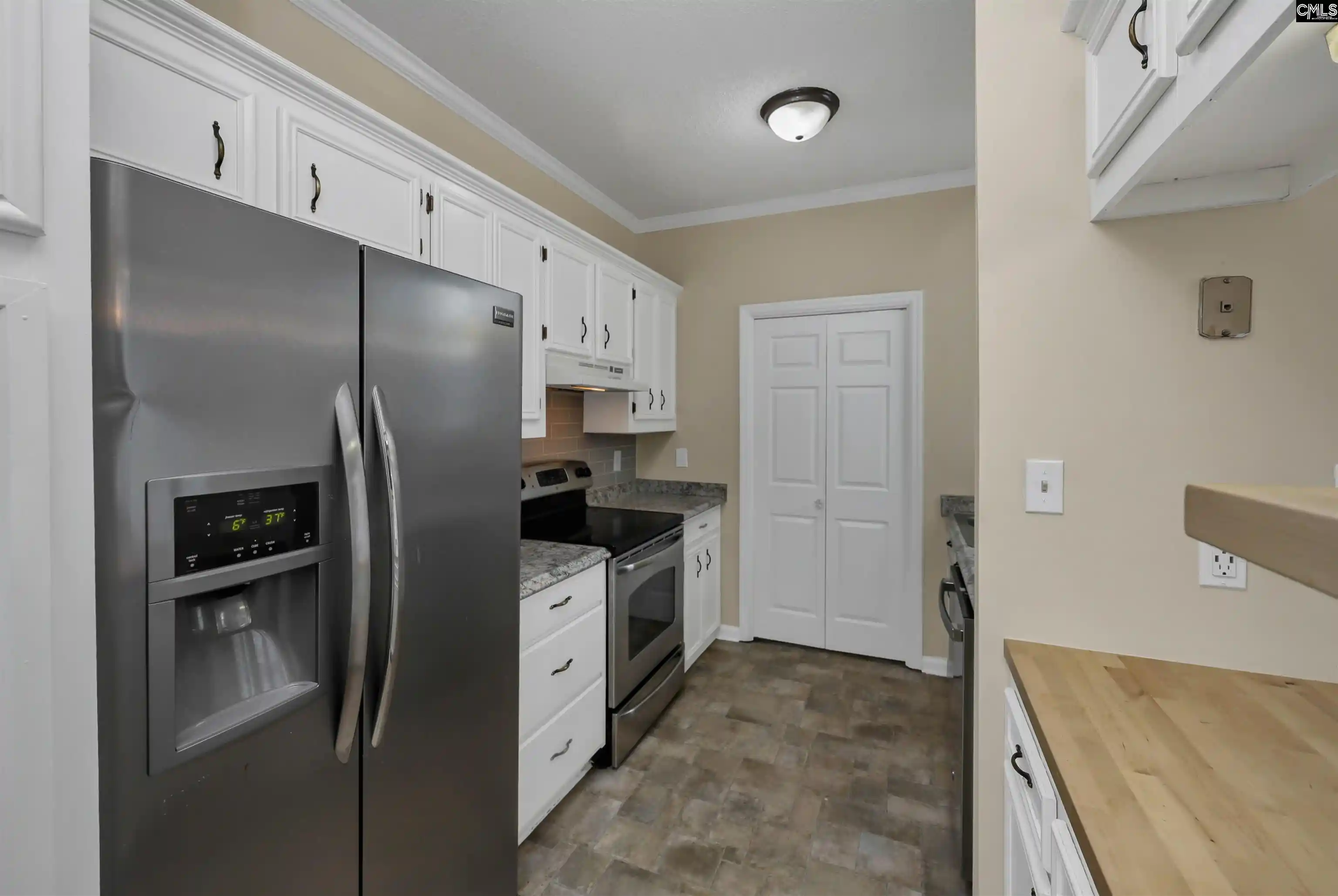 Photo 3 of Single family home for sale at 521 Wallace, Lexington, SC 29073 | MLS# 642906 | Listing updated on 2026-09-29