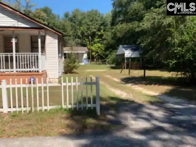 Photo 3 of Sale Pending at 1408 M, Cayce, SC 29033 | MLS# 642923 | Listing updated on 2026-09-23