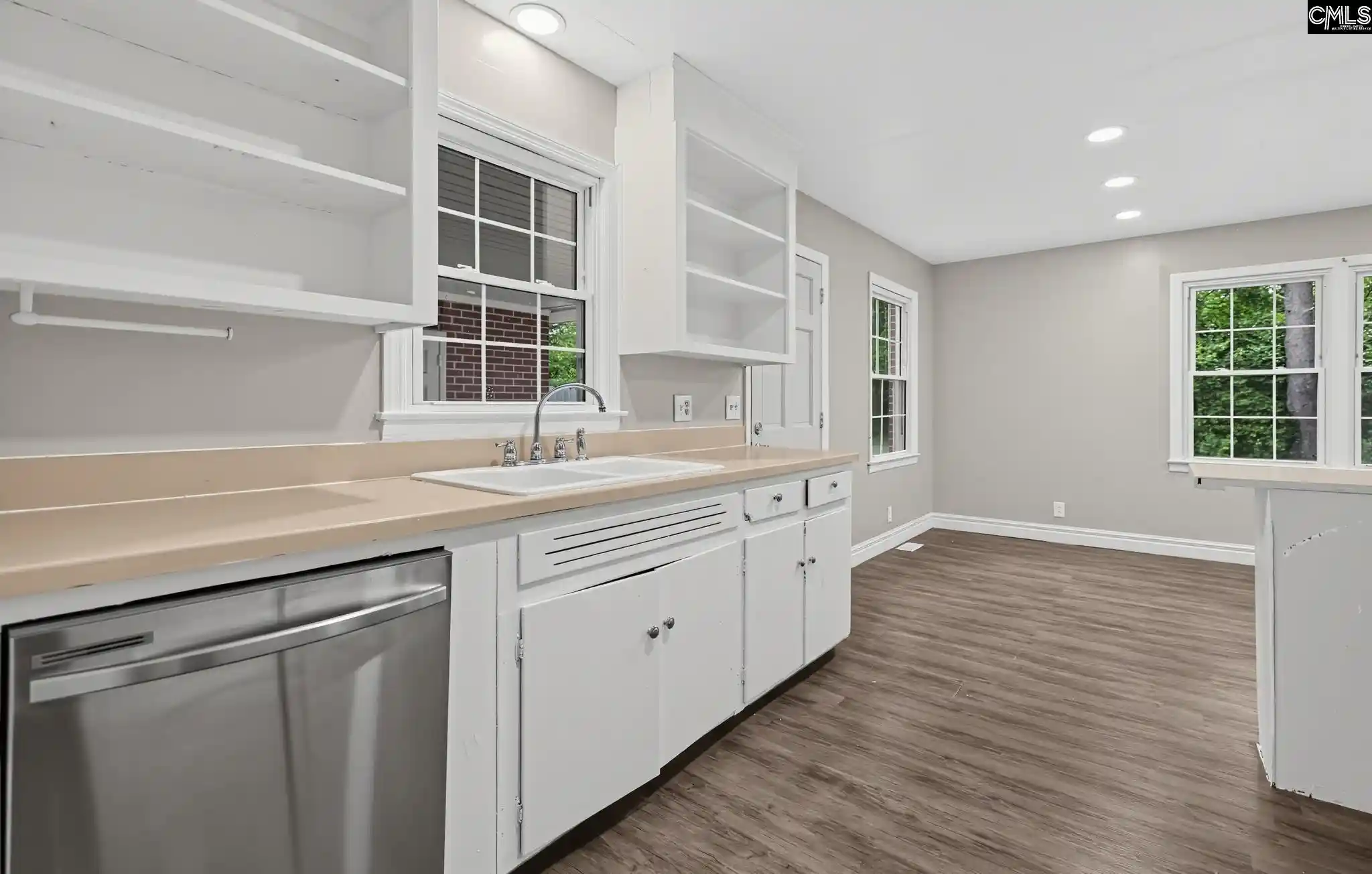 Photo 4 of Single family home for sale at 432 Bell, Hartsville, SC 29550 | MLS# 642986 | Listing updated on 2026-09-14