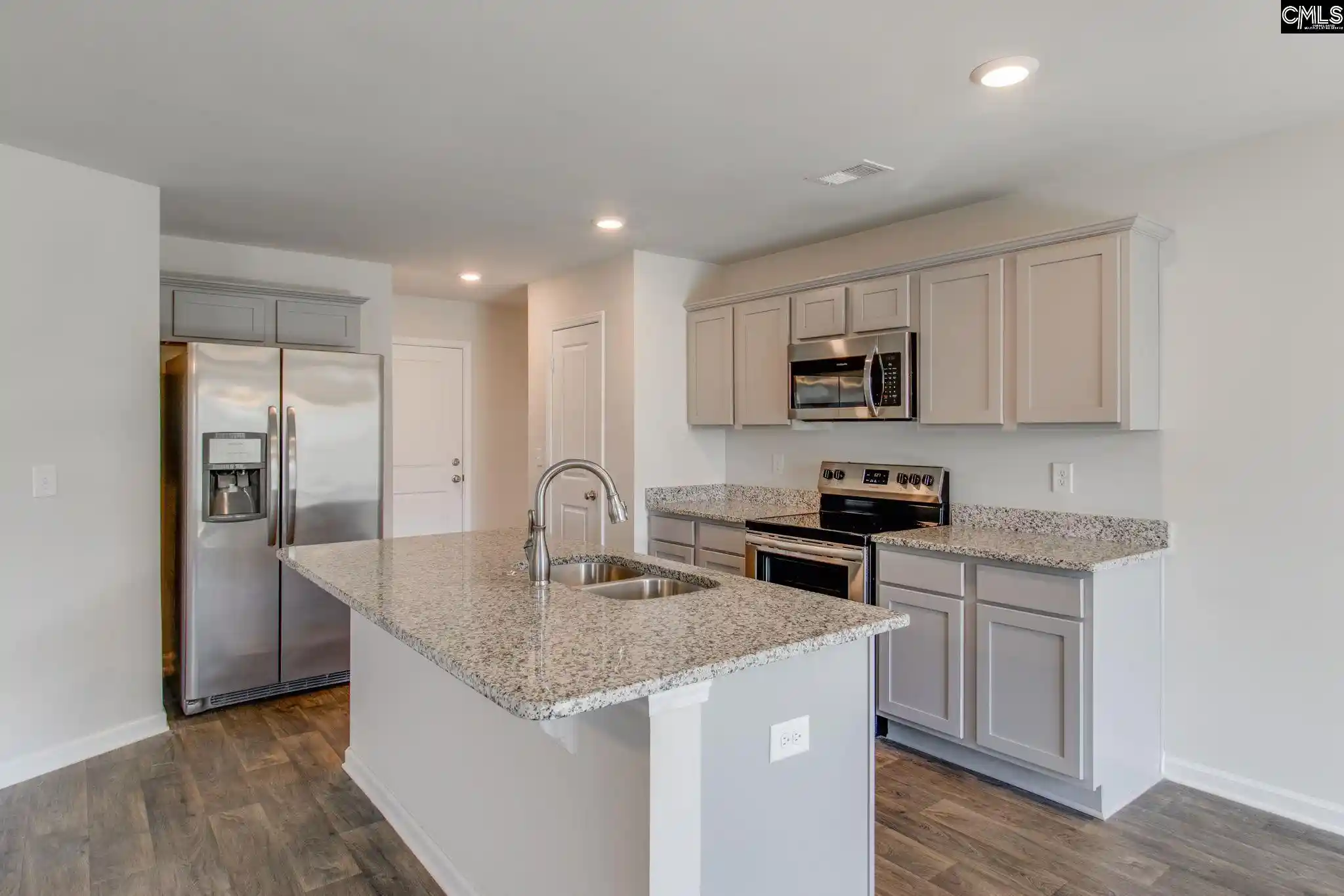 Photo 2 of Single family home for sale at 40 Blue Fescue, Columbia, SC 29209 | MLS# 643020 | Listing updated on 2026-09-18