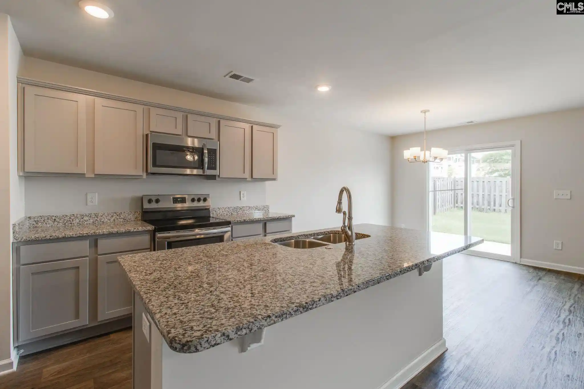 Photo 3 of Single family home for sale at 40 Blue Fescue, Columbia, SC 29209 | MLS# 643020 | Listing updated on 2026-09-18