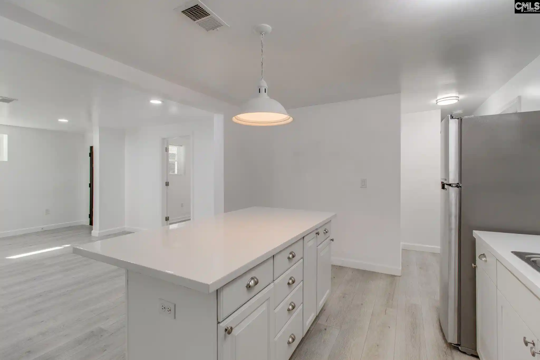 Photo 4 of Single family home for sale at 2209 Altas, Columbia, SC 29209 | MLS# 643039 | Listing updated on 2026-09-19