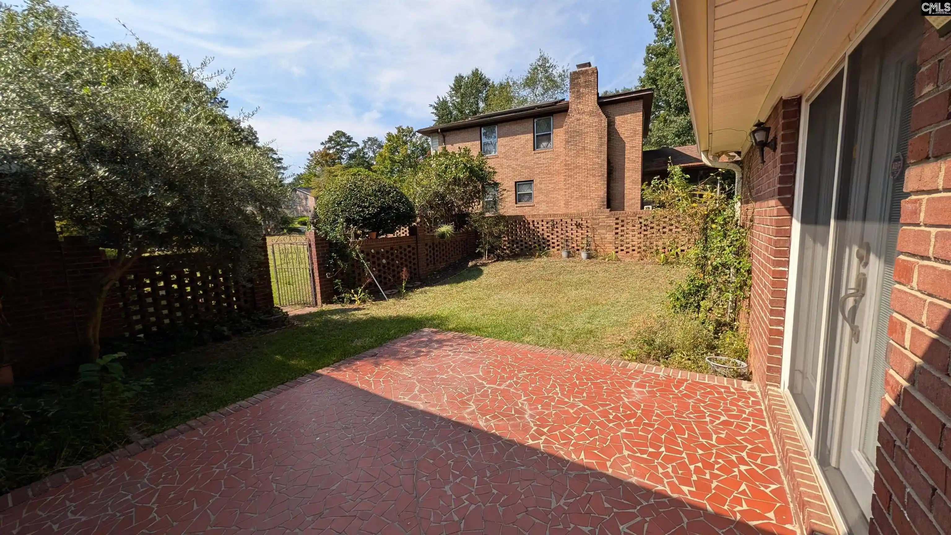 Photo 4 of Single family home for sale at 1800 Holly Hl, West Columbia, SC 29169 | MLS# 643066 | Listing updated on 2026-09-16