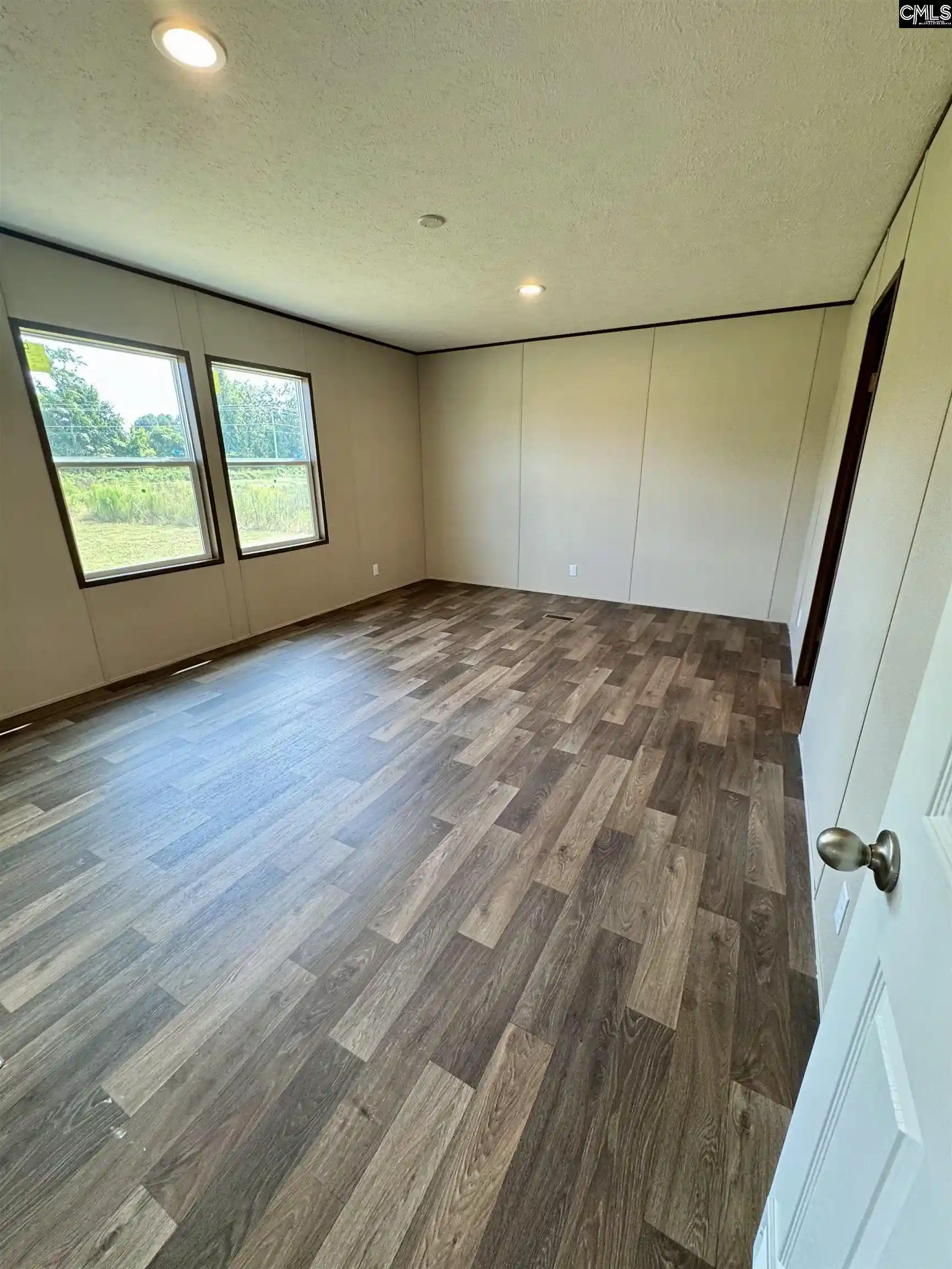 Photo 2 of Manufactured home for sale at 26 F R Huff, Saint Matthews, SC 29135 | MLS# 643096 | Listing updated on 2026-09-16