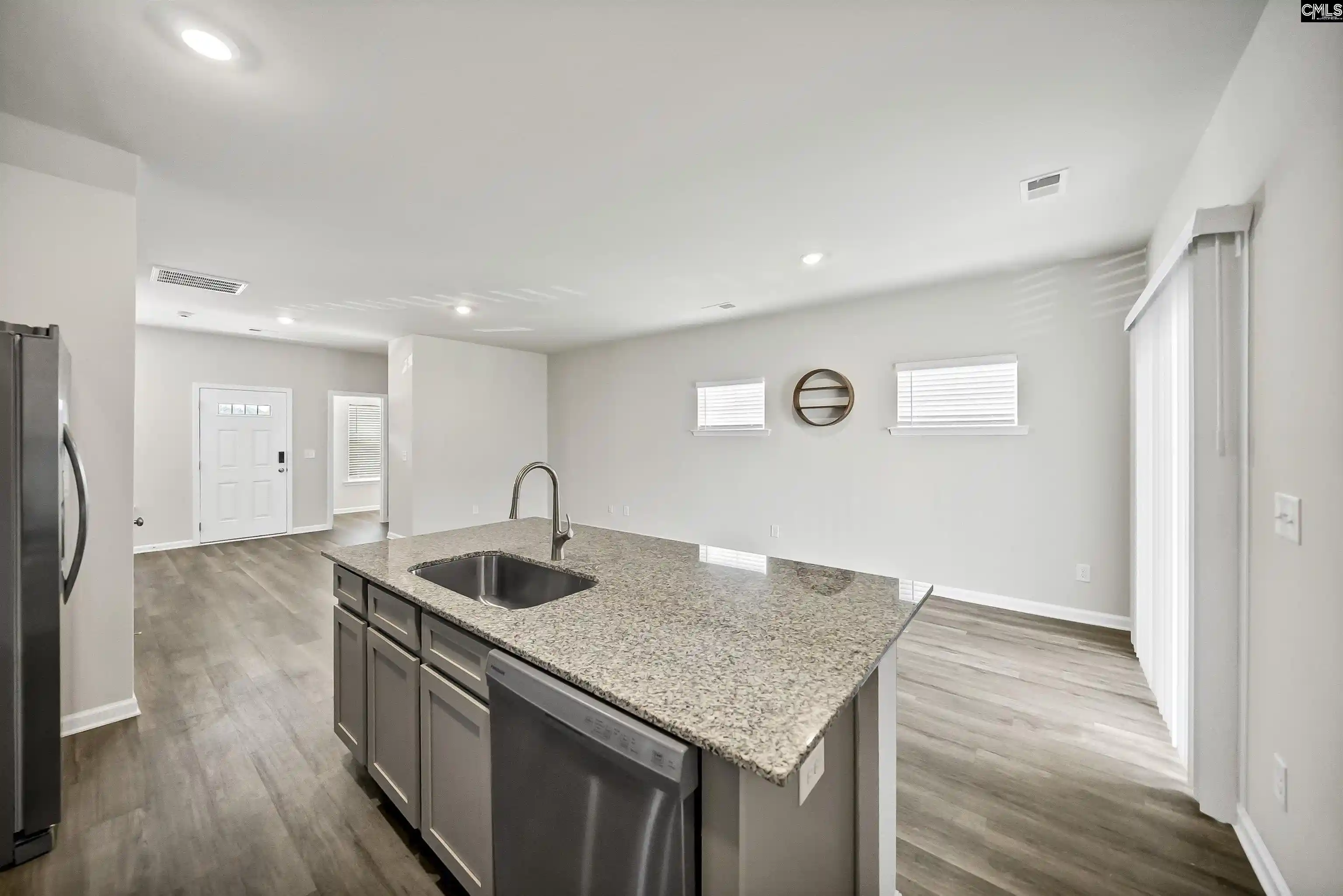 Photo 2 of Townhouse for sale at 932 Drake Grv, Columbia, SC 29210 | MLS# 643116 | Listing updated on 2026-09-16