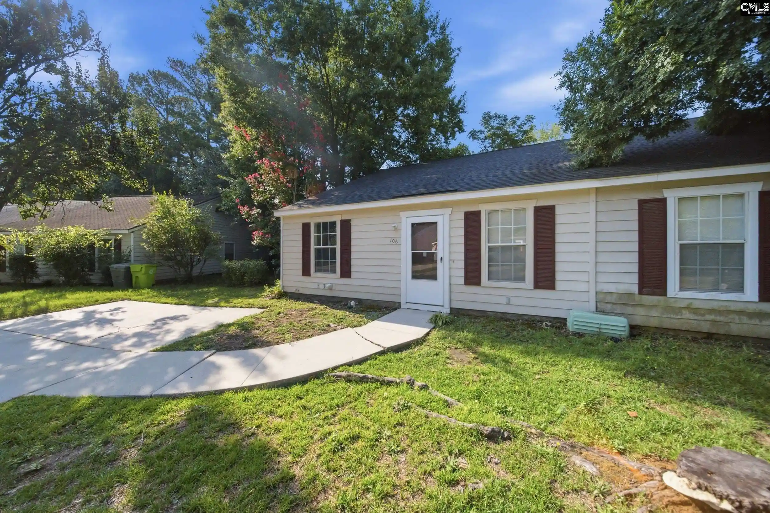 Photo 3 of Single family home for sale at 106 Londonberry, Columbia, SC 29210 | MLS# 643118 | Listing updated on 2026-10-12