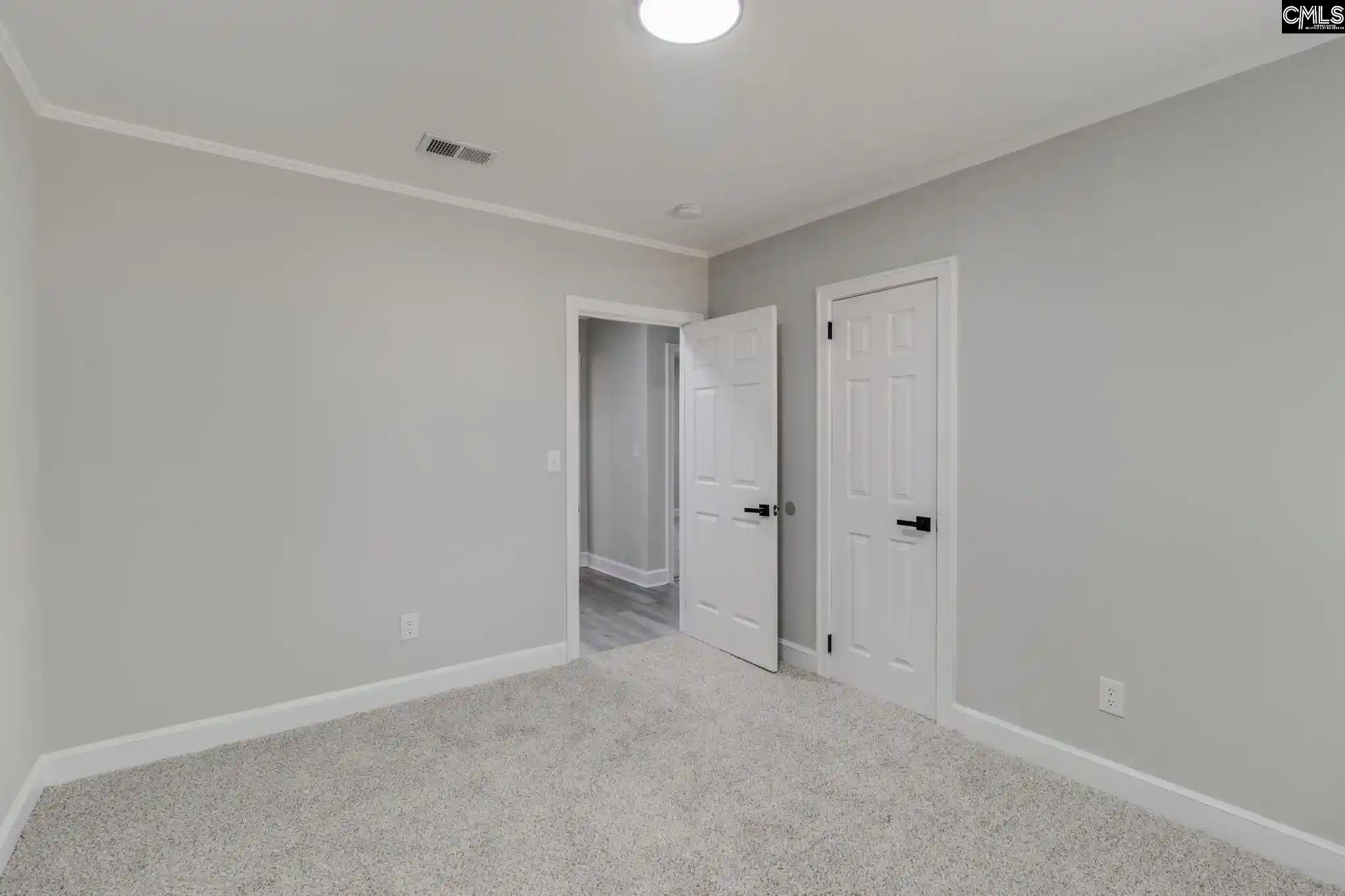 Photo 3 of Single family home for sale at 213 Ferrell, Columbia, SC 29204 | MLS# 643125 | Listing updated on 2026-09-16
