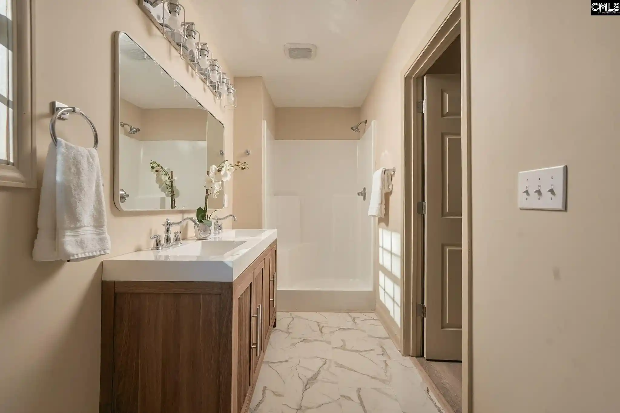 Photo 3 of Single family home for sale at 160 Graydon, West Columbia, SC 29170 | MLS# 643128 | Listing updated on 2026-09-18