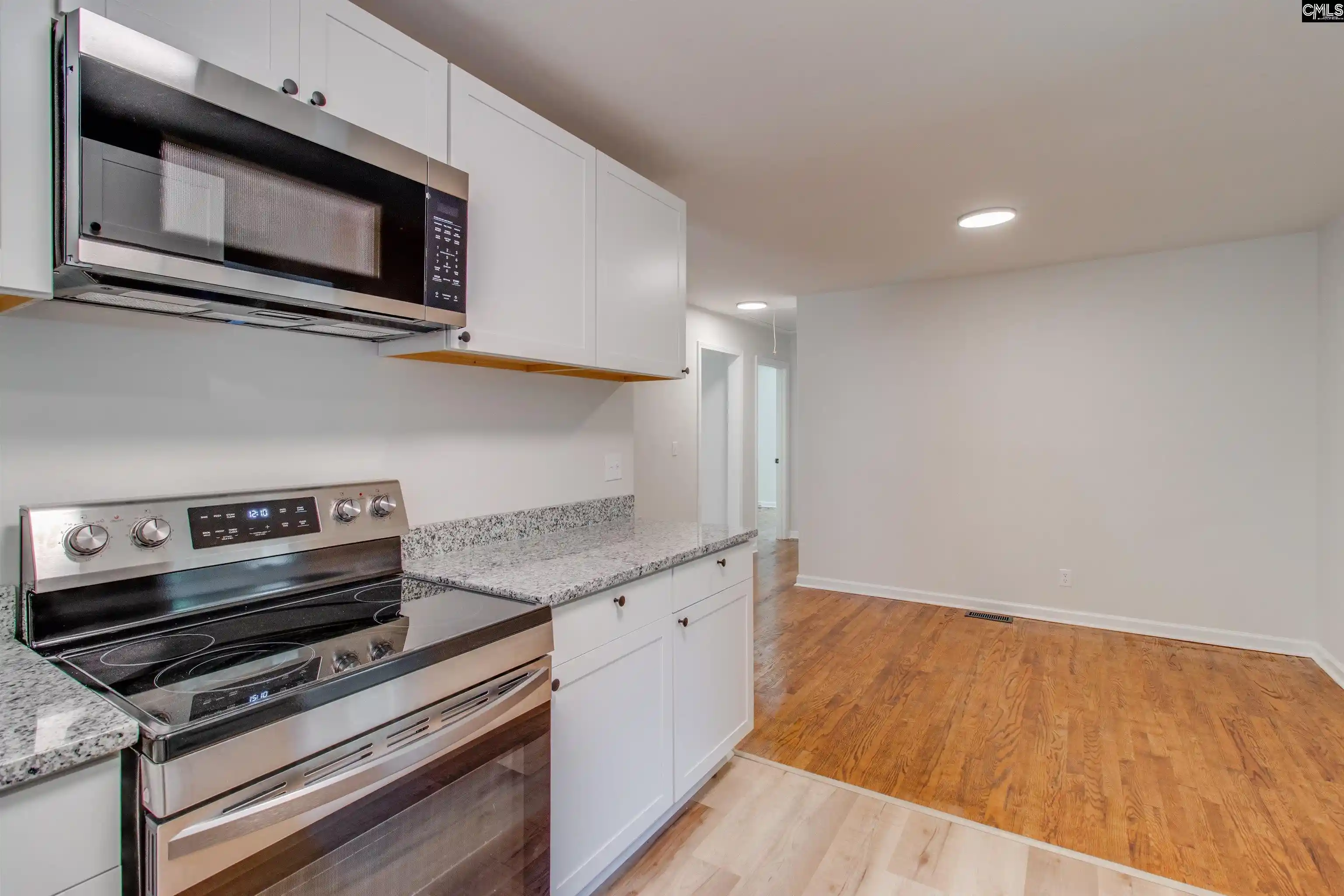 Photo 3 of Single family home for sale at 923 Huntington, Columbia, SC 29205 | MLS# 643181 | Listing updated on 2026-09-17