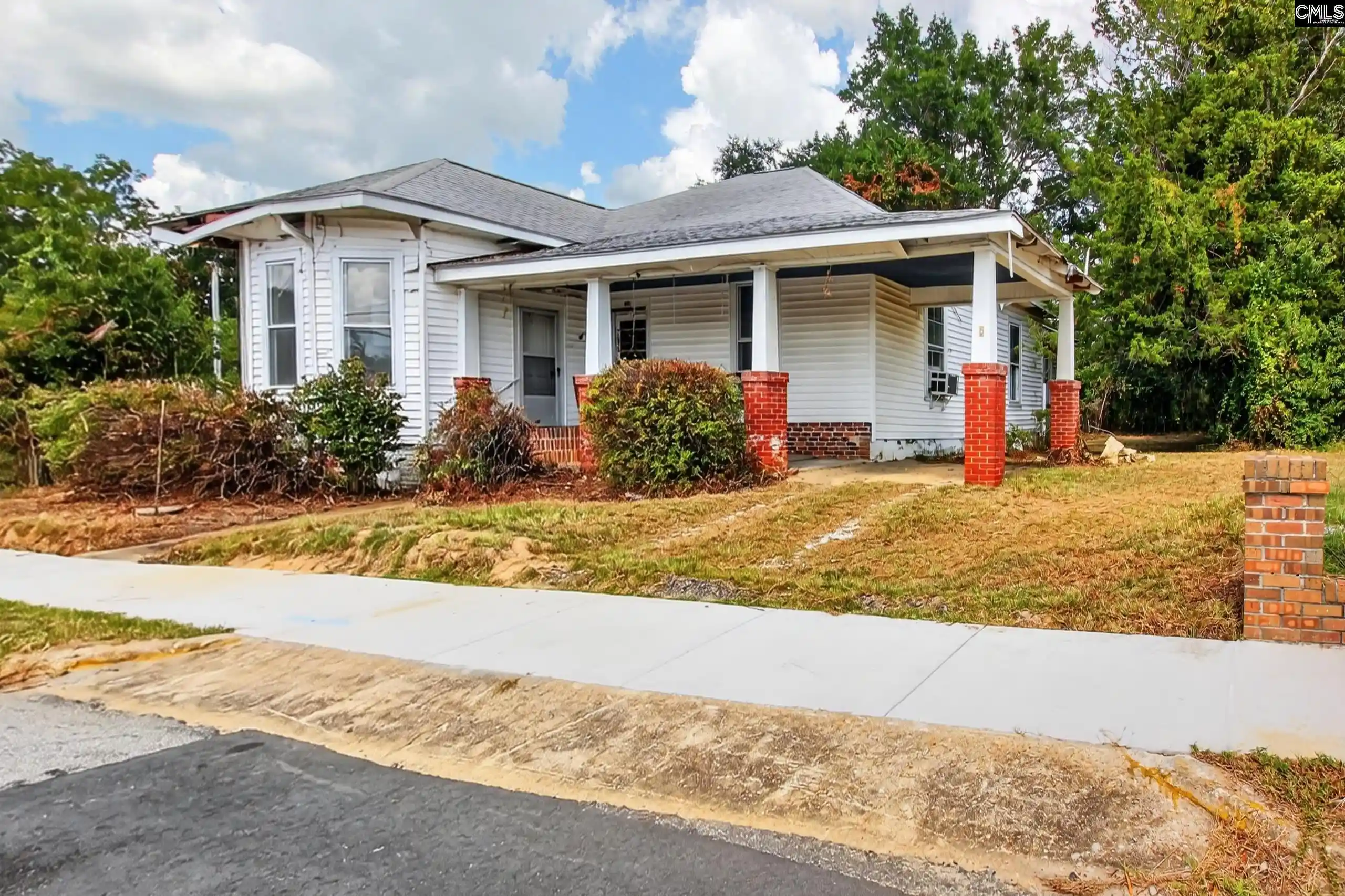 Photo 3 of Sale Pending at 702 Lafayette, Camden, SC 29020 | MLS# 643194 | Listing updated on 2026-10-03