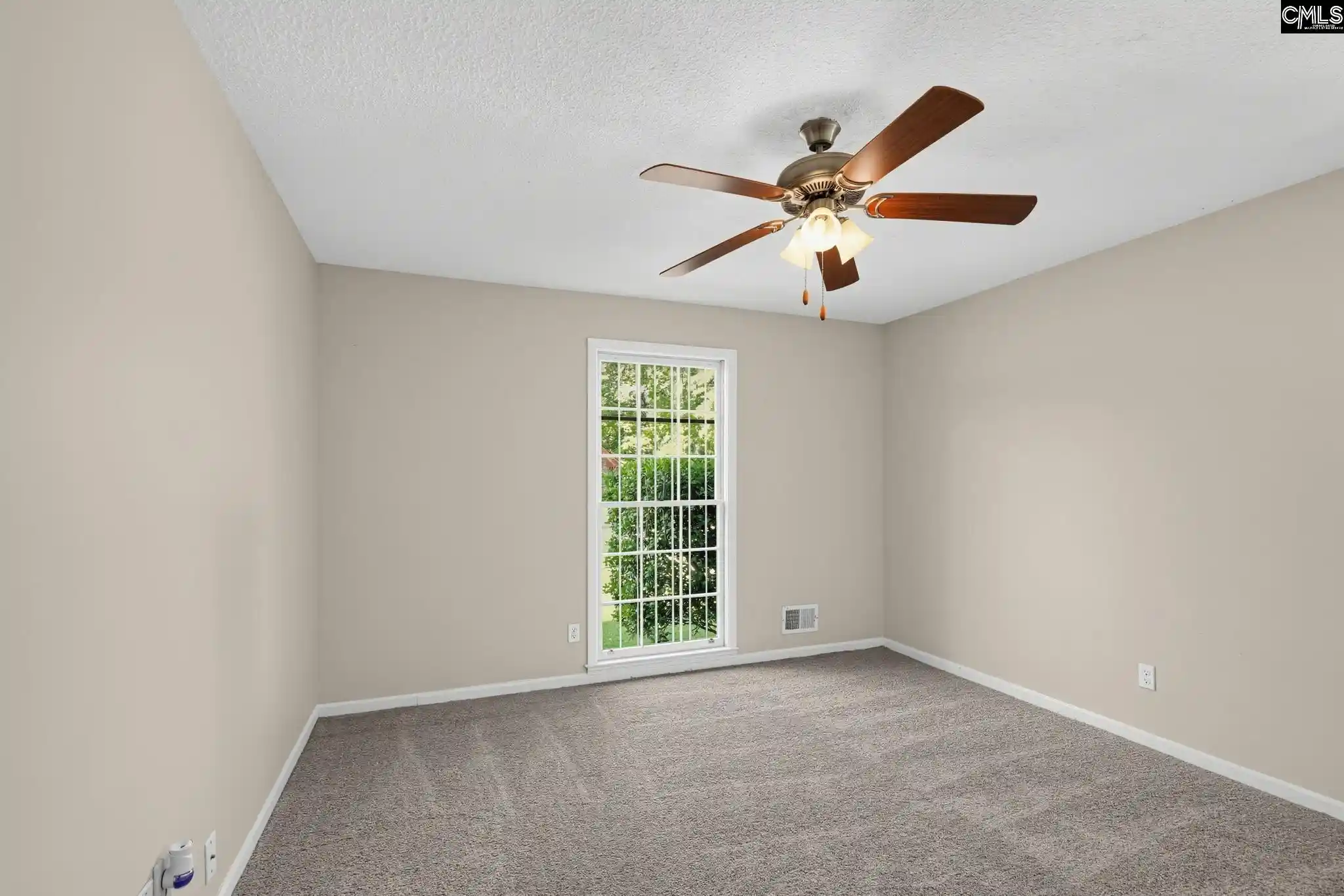 Photo 4 of Single family home for sale at 401 Old Plantation, West Columbia, SC 29172 | MLS# 643253 | Listing updated on 2026-09-21