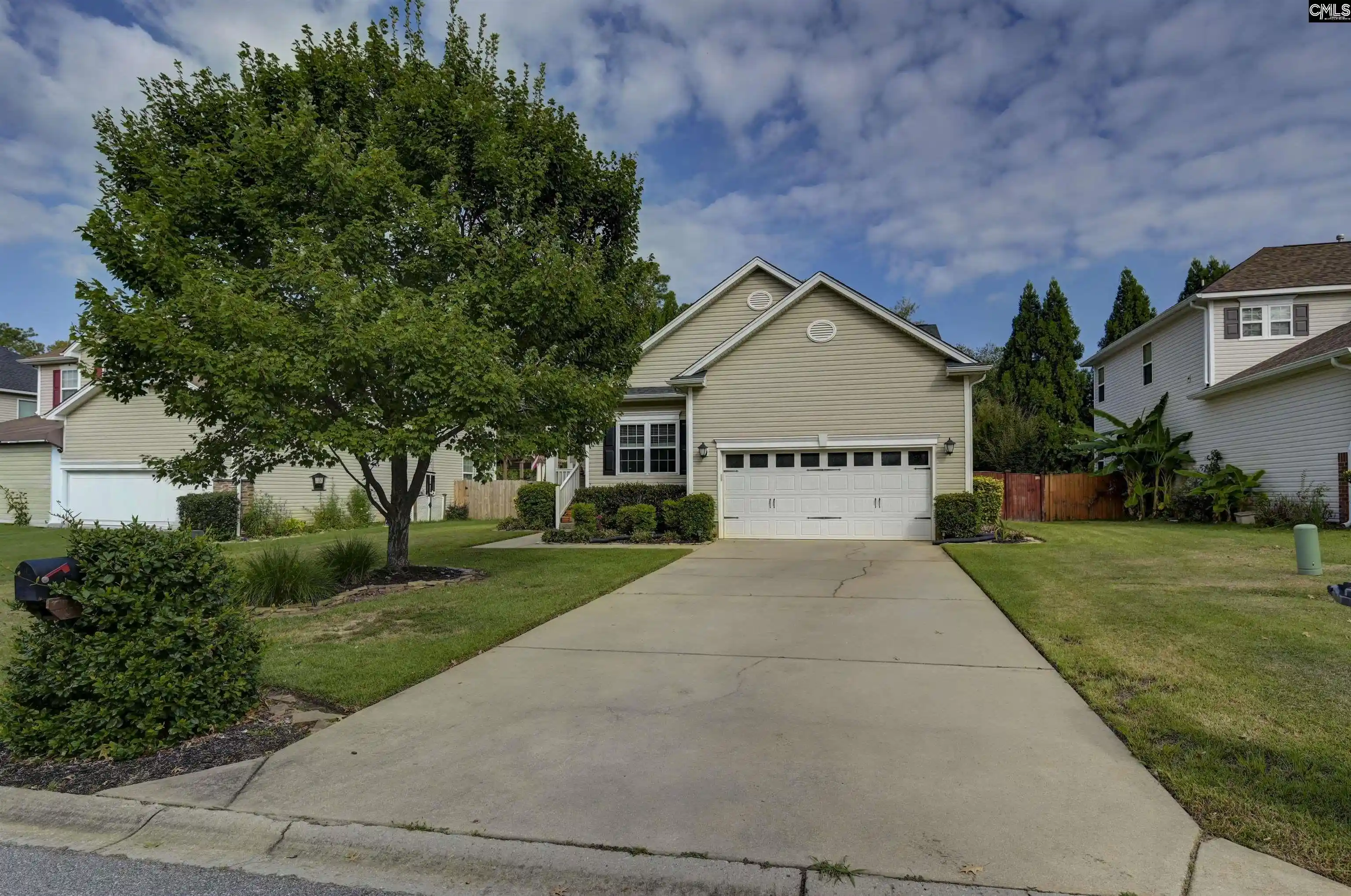 Photo 3 of Single family home for sale at 304 Plymouth Pass, Lexington, SC 29072 | MLS# 643272 | Listing updated on 2026-09-30