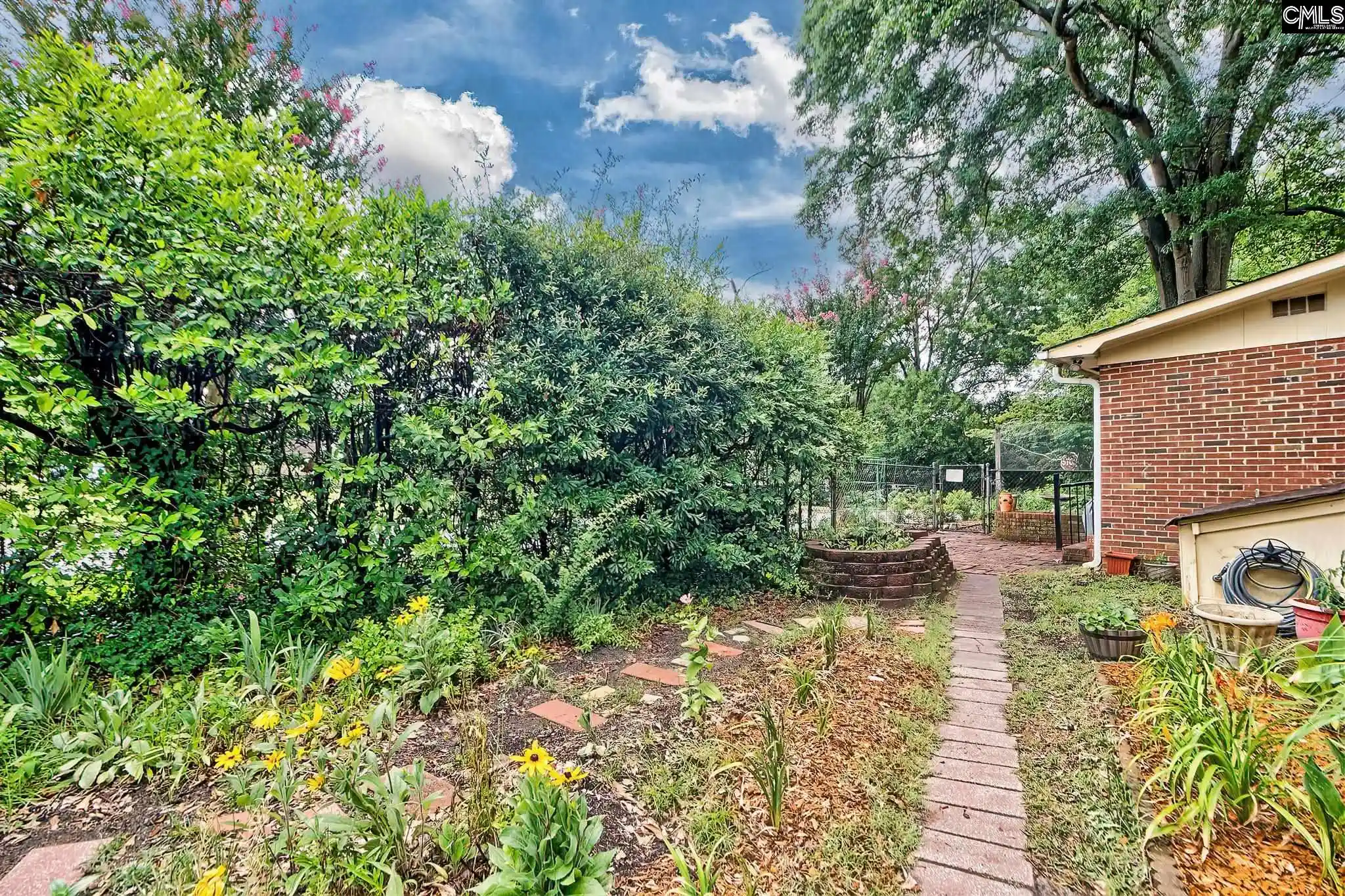 Photo 2 of Single family home for sale at 1300 Kinderway, Columbia, SC 29203 | MLS# 643279 | Listing updated on 2026-09-19