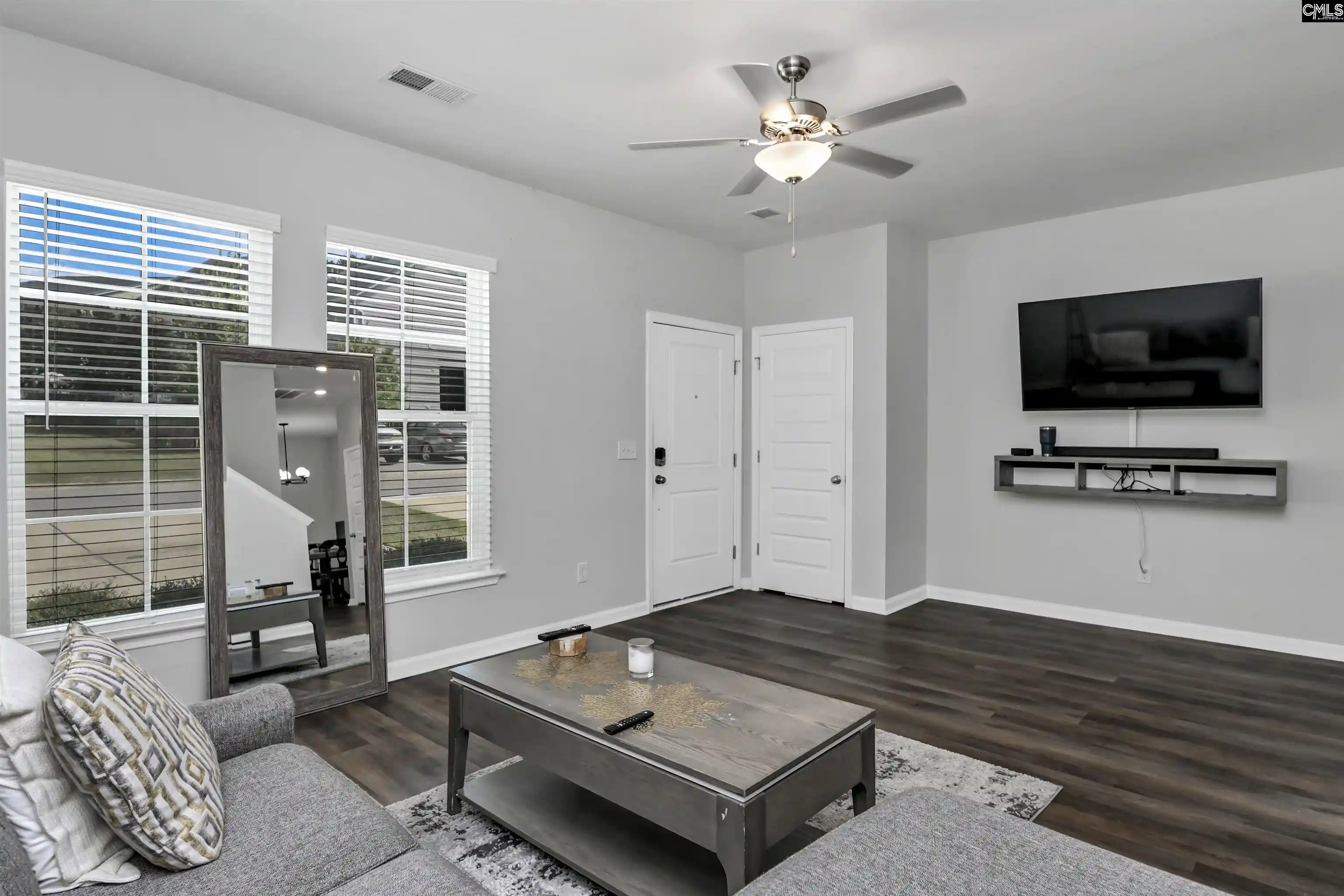 Photo 4 of Townhouse for sale at 209 Northwood, Columbia, SC 29201 | MLS# 643293 | Listing updated on 2026-09-18