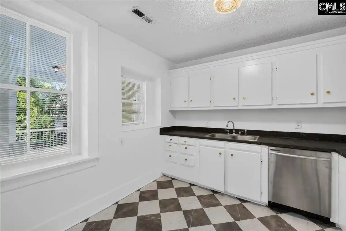 Photo 3 of Condo for sale at 65 Vanderhorst #F, Charleston, SC 29403 | MLS# 643303 | Listing updated on 2026-09-18