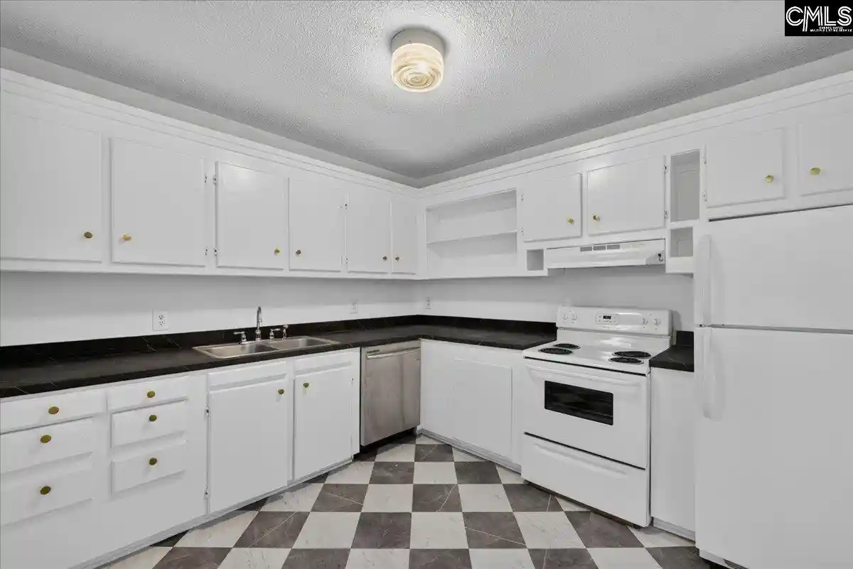 Photo 28 of Condo for sale at 65 Vanderhorst #F, Charleston, SC 29403 | MLS# 643303 | Listing updated on 2026-09-18