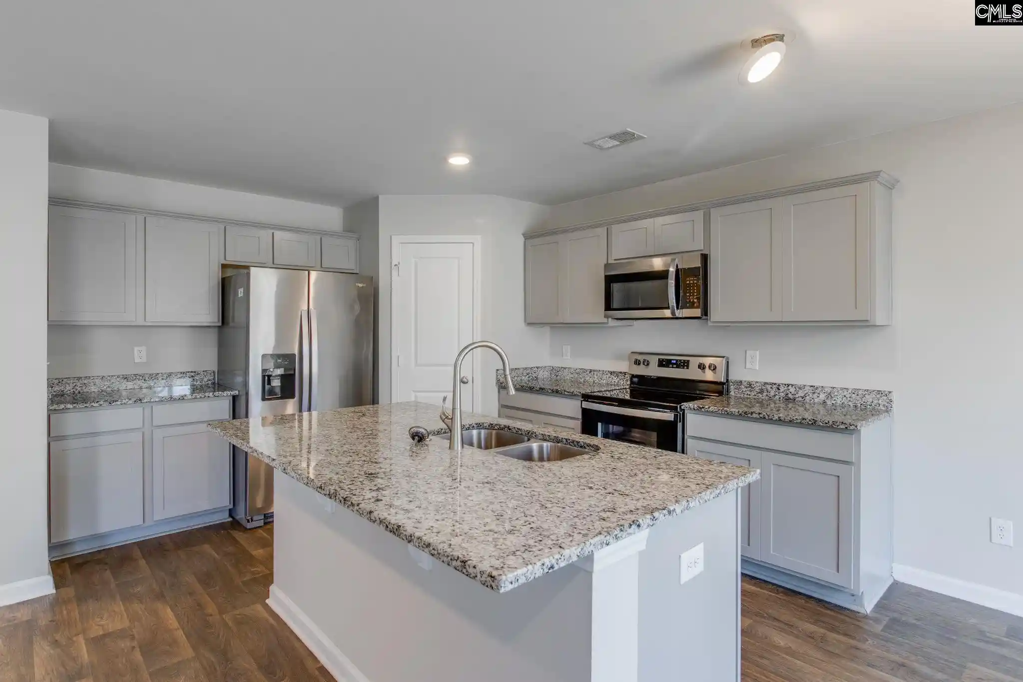 Photo 2 of Single family home for sale at 425 Red Poll, Columbia, SC 29209 | MLS# 643325 | Listing updated on 2026-09-18
