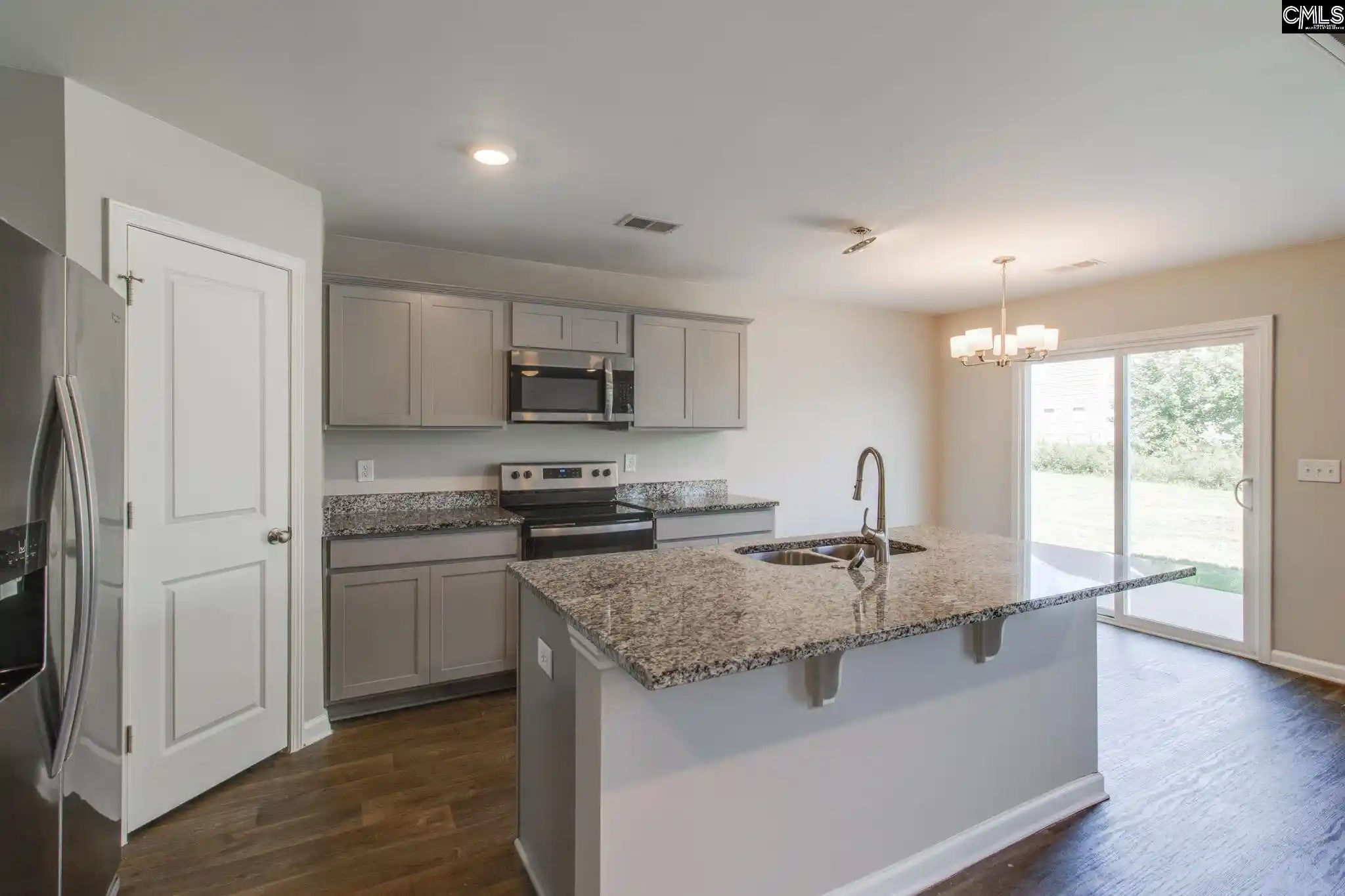 Photo 3 of Single family home for sale at 425 Red Poll, Columbia, SC 29209 | MLS# 643325 | Listing updated on 2026-09-18