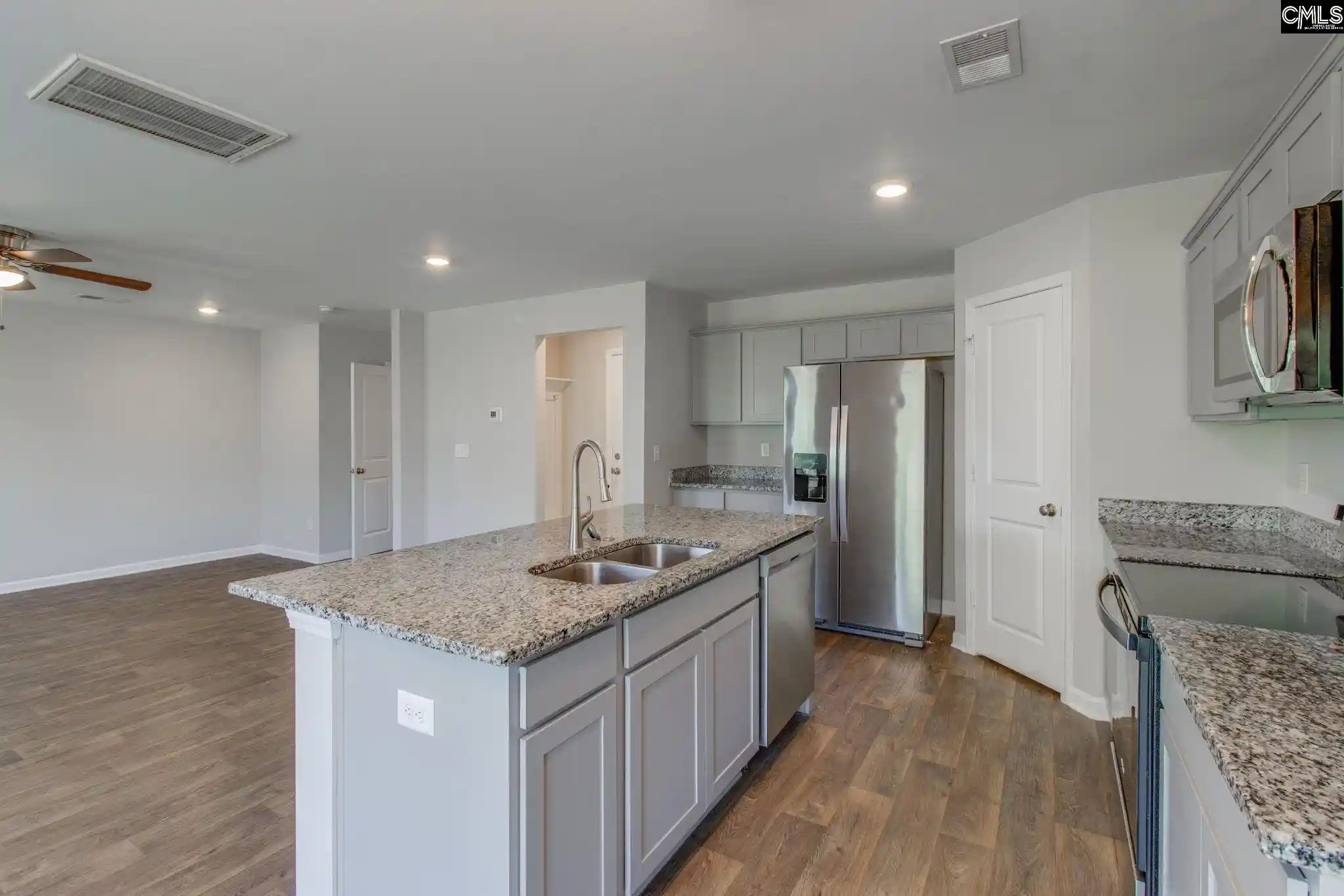Photo 4 of Single family home for sale at 425 Red Poll, Columbia, SC 29209 | MLS# 643325 | Listing updated on 2026-09-18