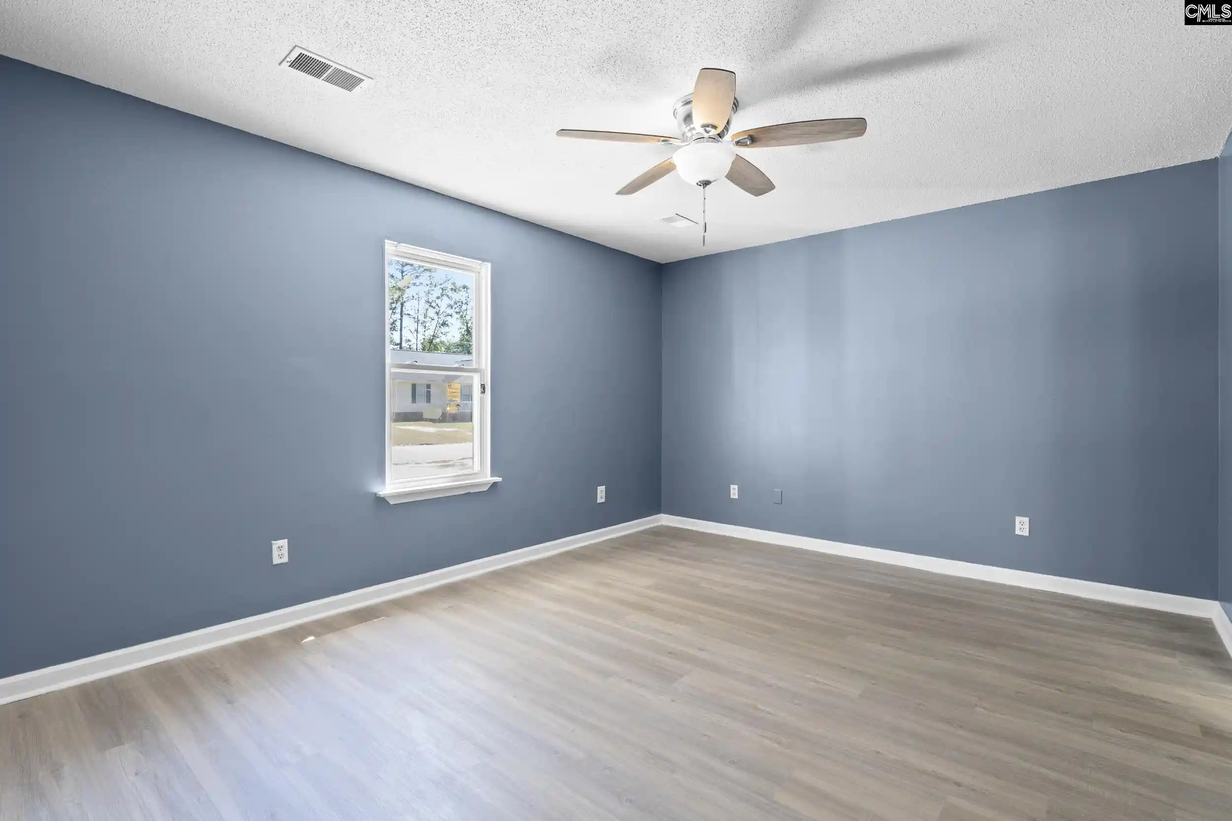 Photo 3 of Single family home for sale at 420 Old Plantation, West Columbia, SC 29172 | MLS# 643331 | Listing updated on 2026-09-22