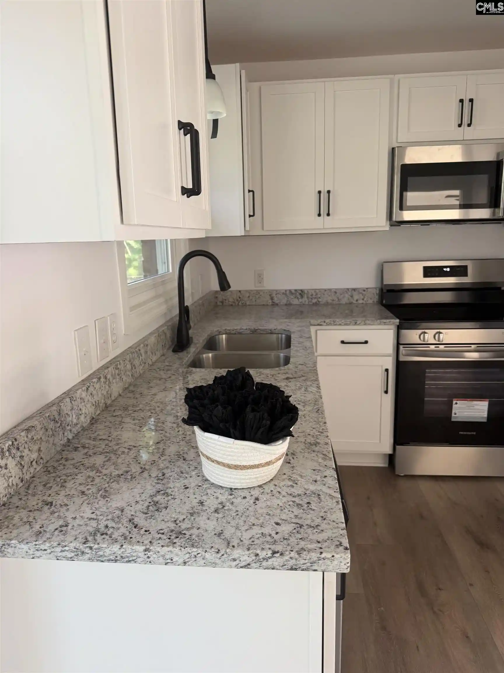 Photo 3 of Single family home for sale at 117 Crestmore, Columbia, SC 29209 | MLS# 643414 | Listing updated on 2026-09-20