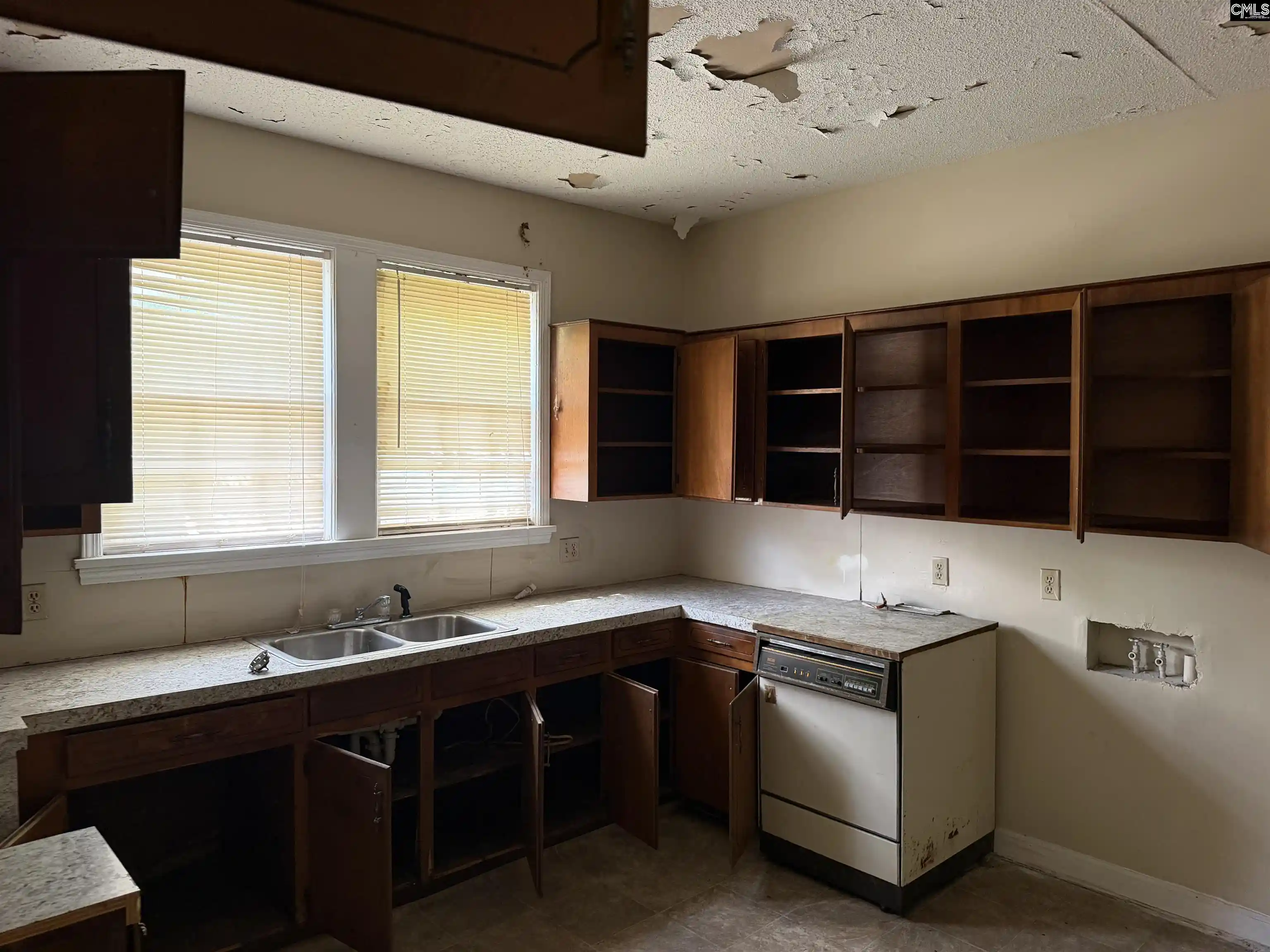 Photo 3 of Single family home for sale at 2199 Russell, Orangeburg, SC 29115 | MLS# 643416 | Listing updated on 2026-09-21