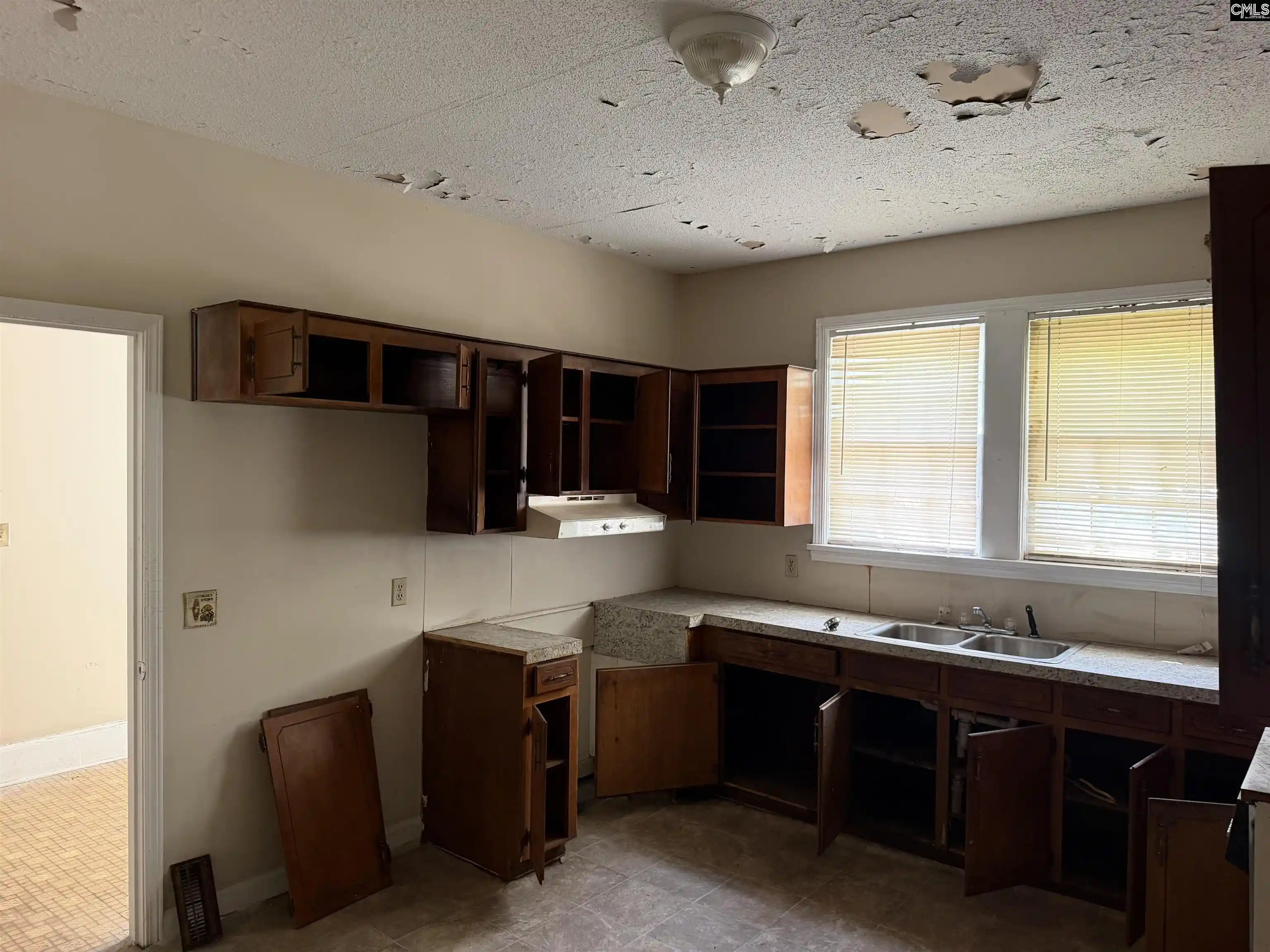 Photo 3 of Single family home for sale at 2199 Russell, Orangeburg, SC 29115 | MLS# 643416 | Listing updated on 2026-09-21