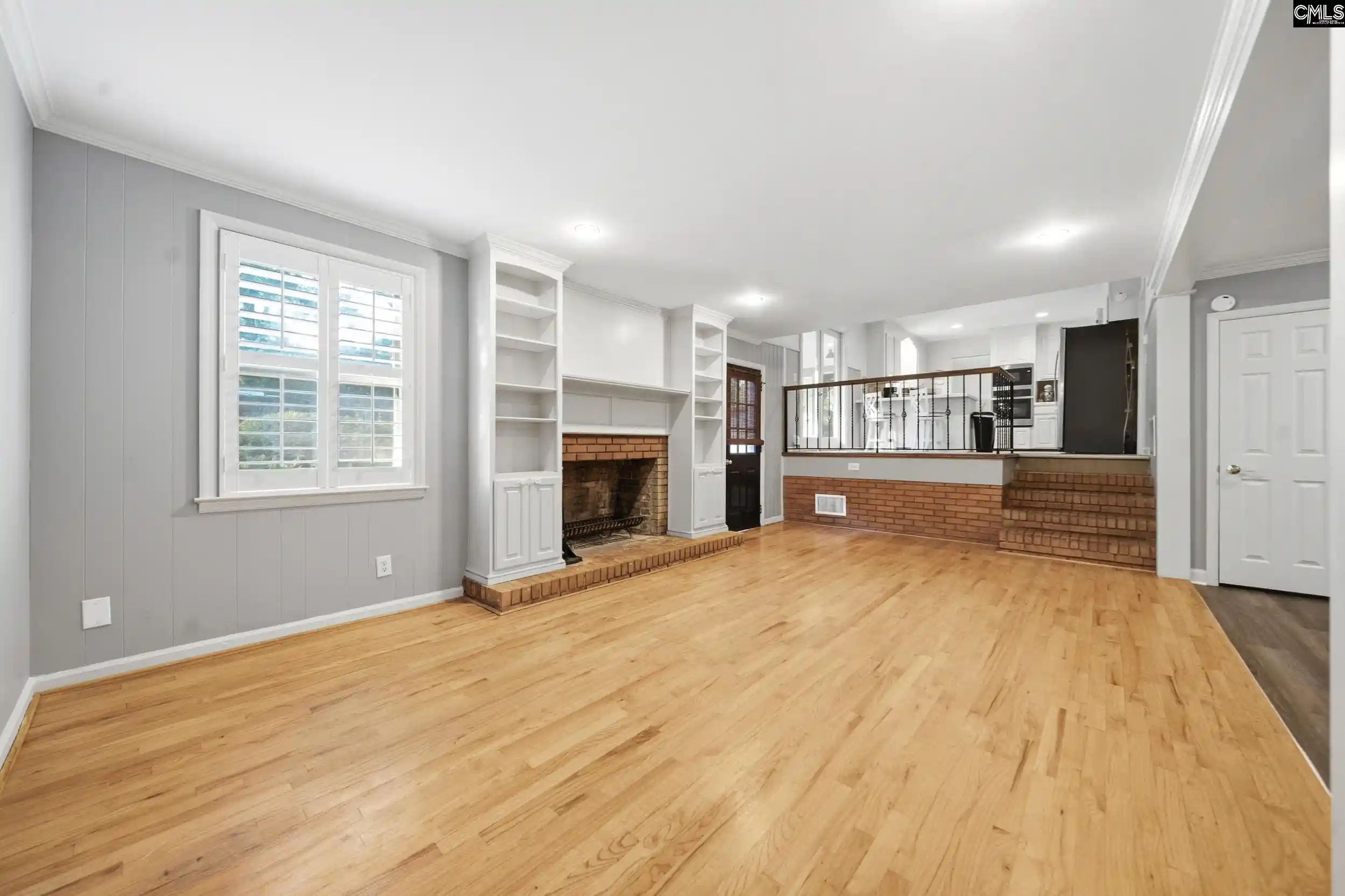 Photo 3 of Sale Pending at 6347 Kemberly, Columbia, SC 29209 | MLS# 643447 | Listing updated on 2026-10-07