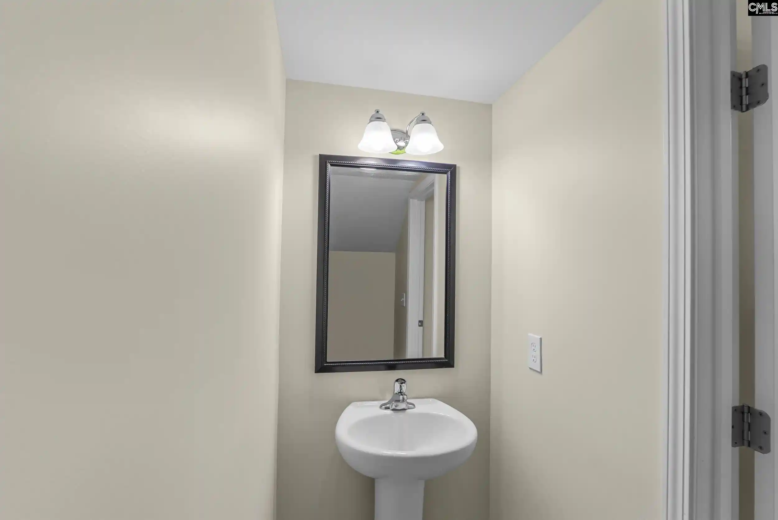 Photo 4 of Townhouse for sale at 226 Gum Swamp, West Columbia, SC 29169 | MLS# 643484 | Listing updated on 2026-09-29