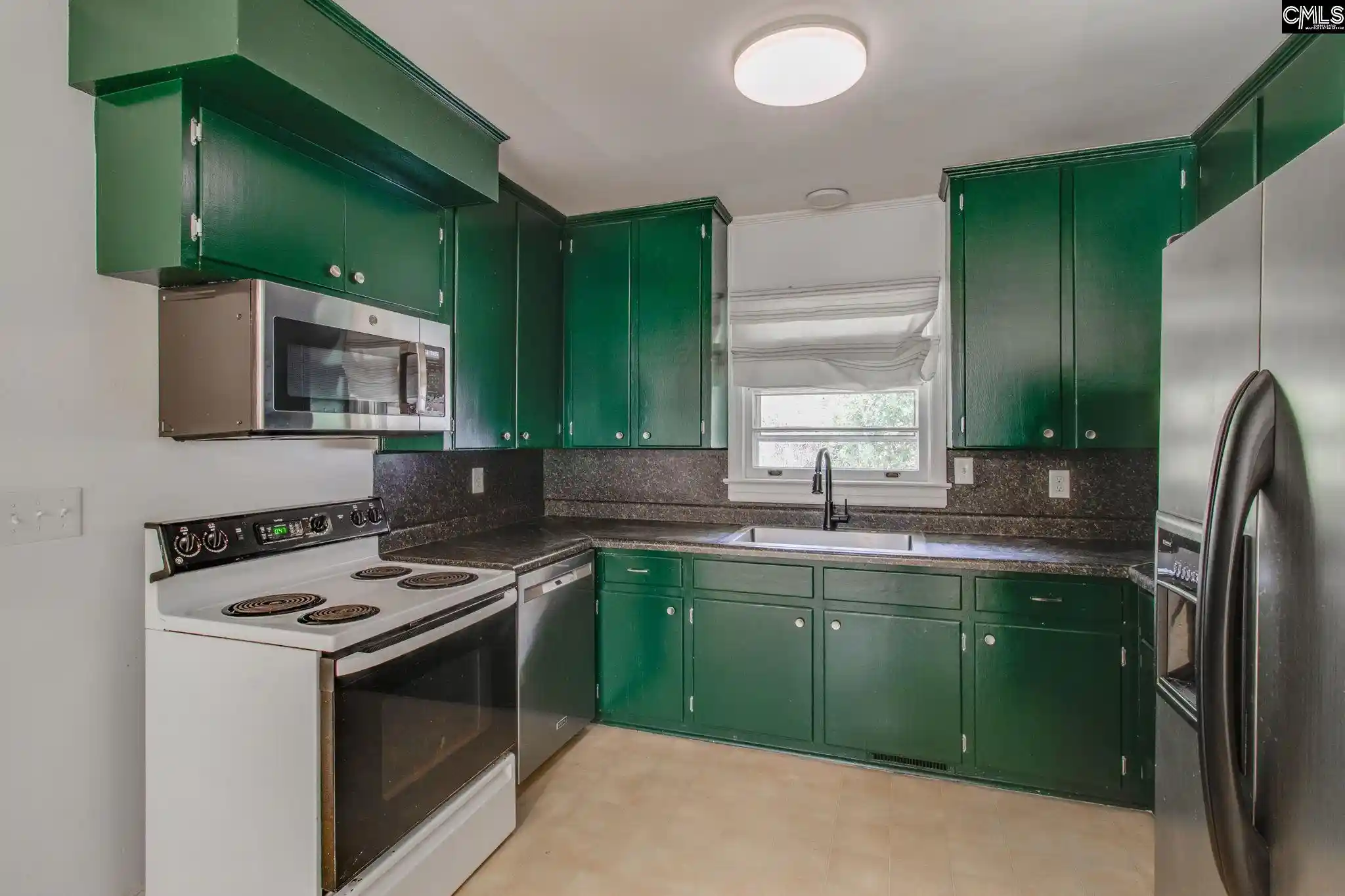 Photo 3 of Single family home for sale at 625 Wildwood, Columbia, SC 29203 | MLS# 643511 | Listing updated on 2026-09-30