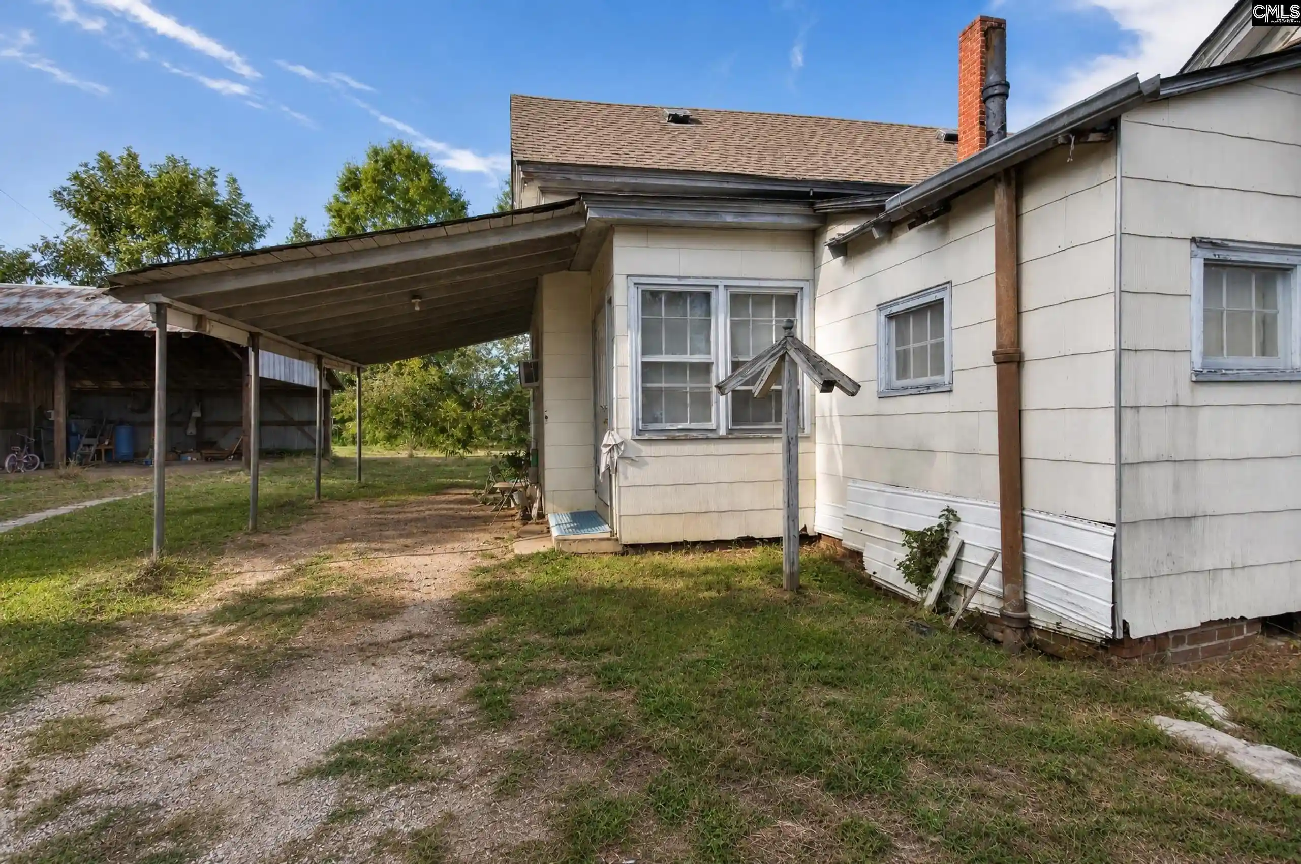 Photo 2 of Multi family home for sale at 303 N Jennings, Saluda, SC 29138 | MLS# 643540 | Listing updated on 2026-10-02