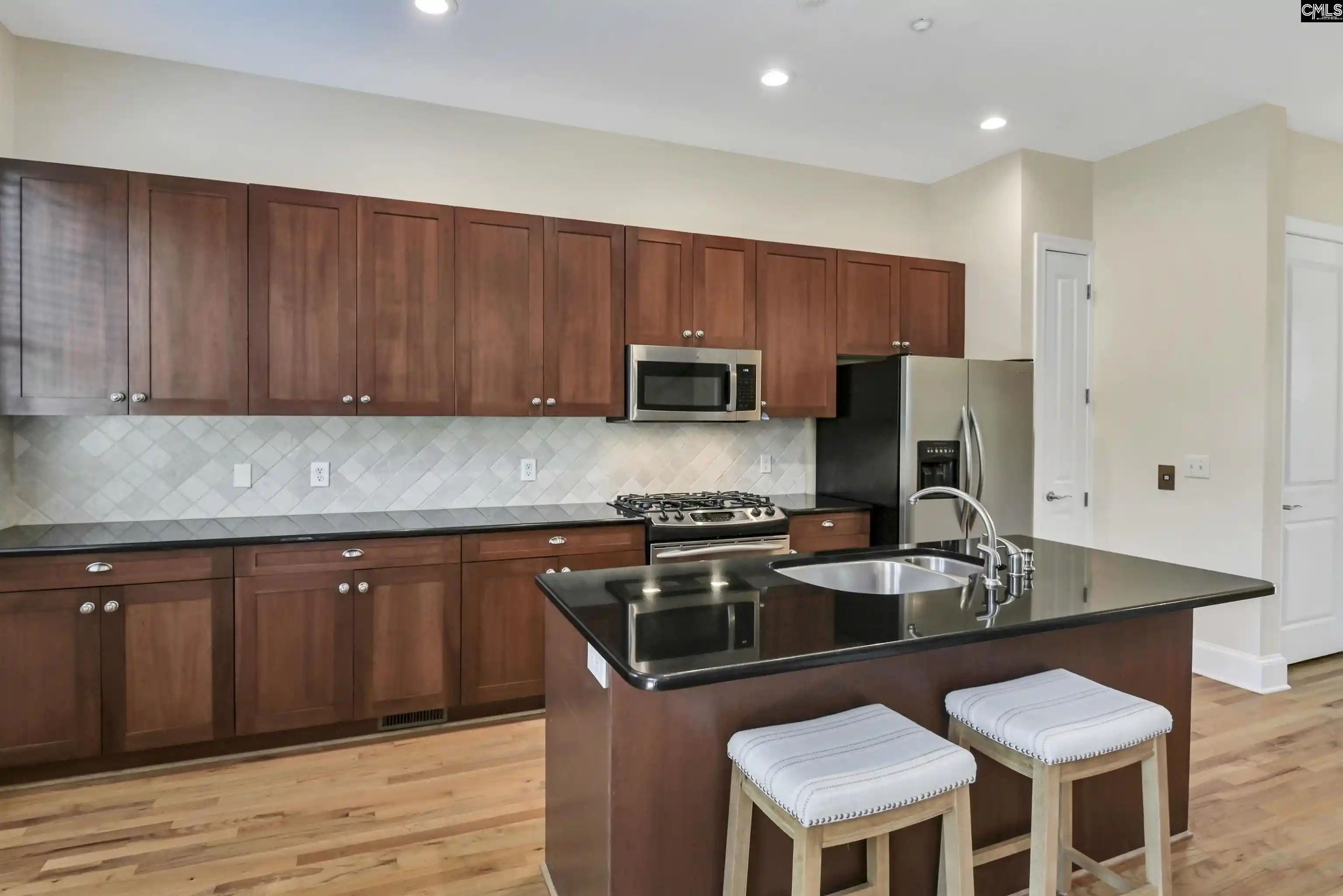 Photo 4 of Townhouse for sale at 1418 Gadsden, Columbia, SC 29201 | MLS# 643568 | Listing updated on 2026-10-09