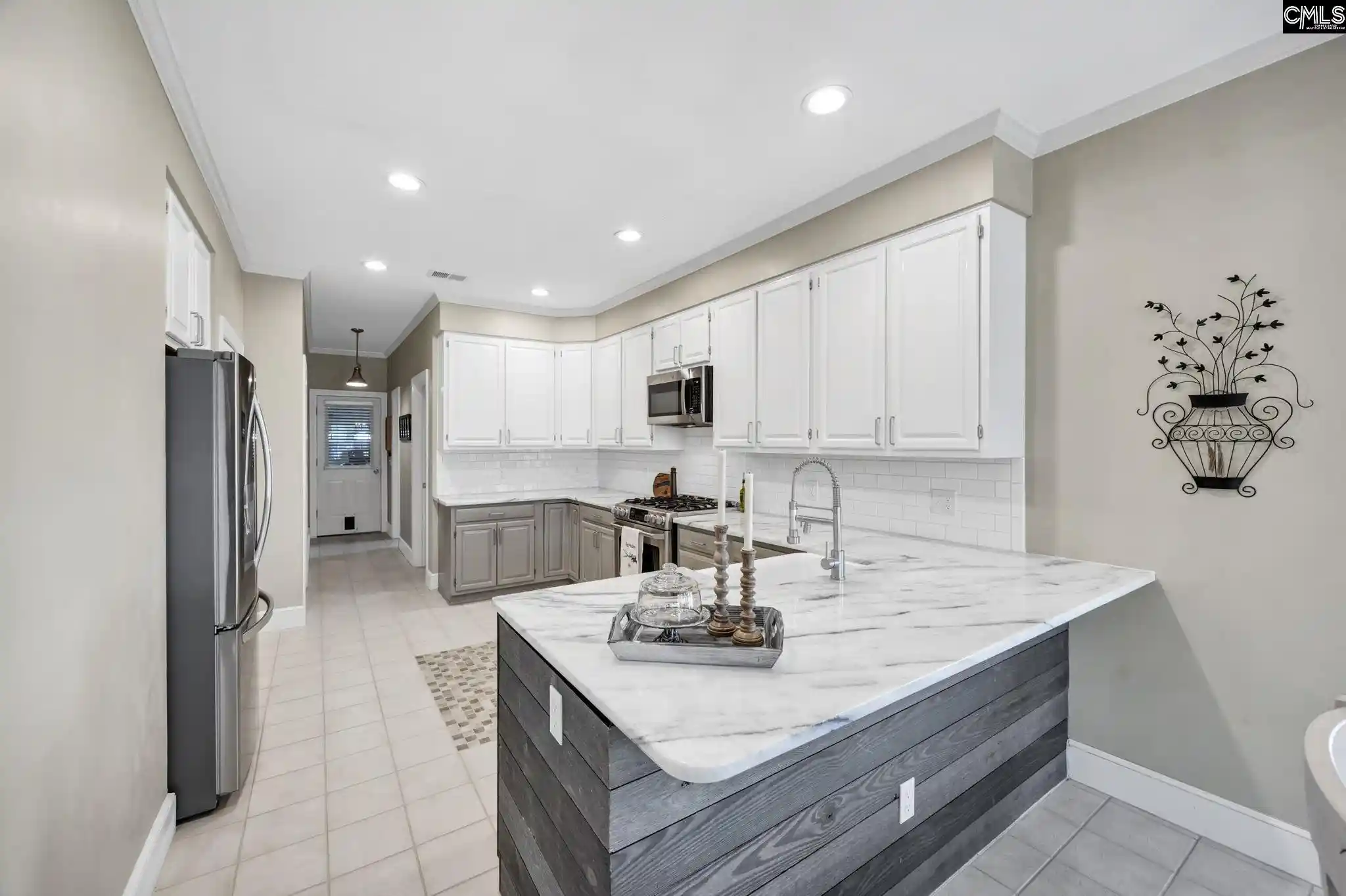 Photo 3 of Single family home for sale at 1148 Point View, Chapin, SC 29036 | MLS# 643575 | Listing updated on 2026-09-23