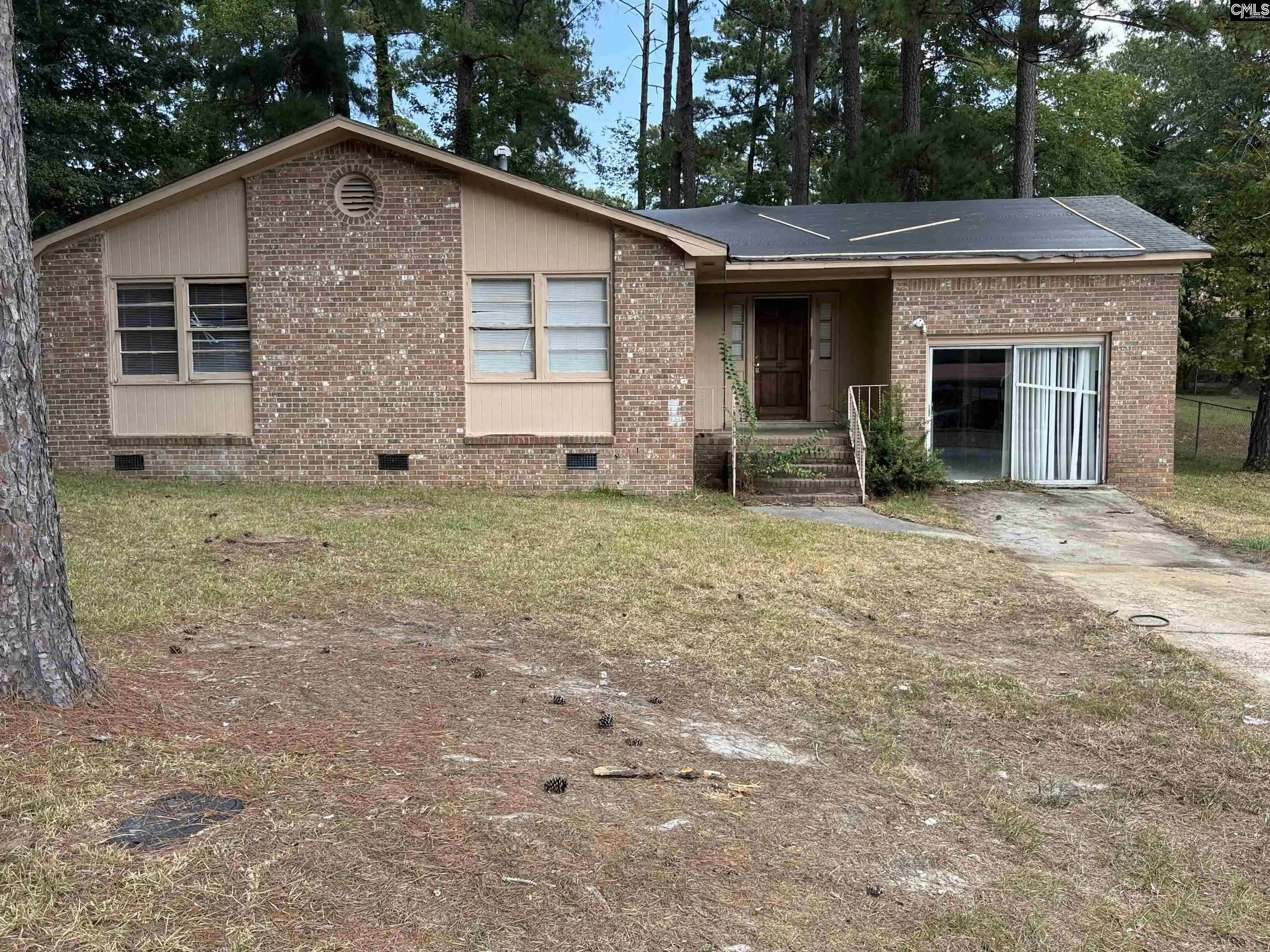 Photo 1 of Sale Pending at 105 Saddlefield, Columbia, SC 29203 | MLS# 643615 | Listing updated on 2026-10-07
