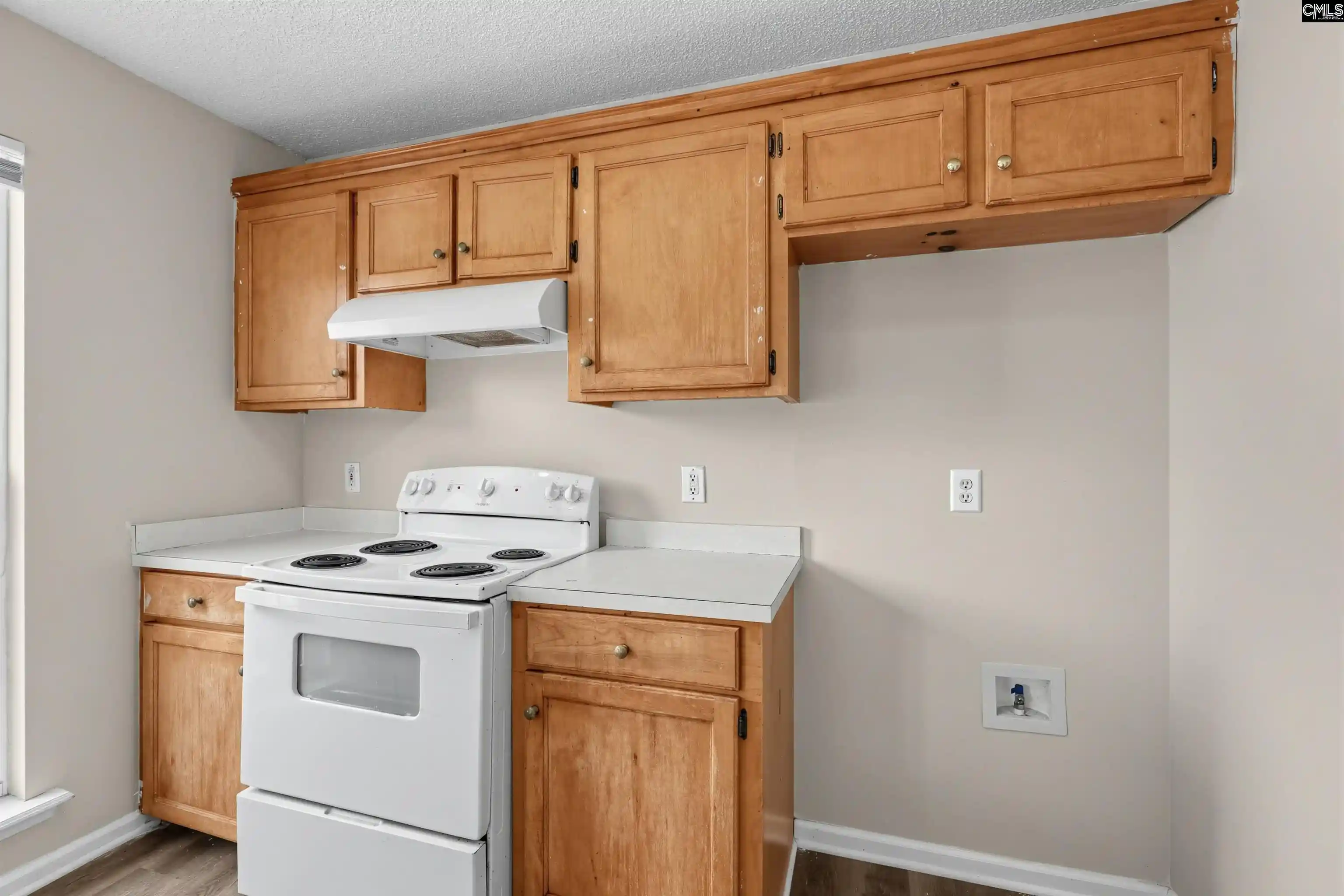 Photo 3 of Single family home for sale at 2 Kingstree, Columbia, SC 29203 | MLS# 643647 | Listing updated on 2026-10-20